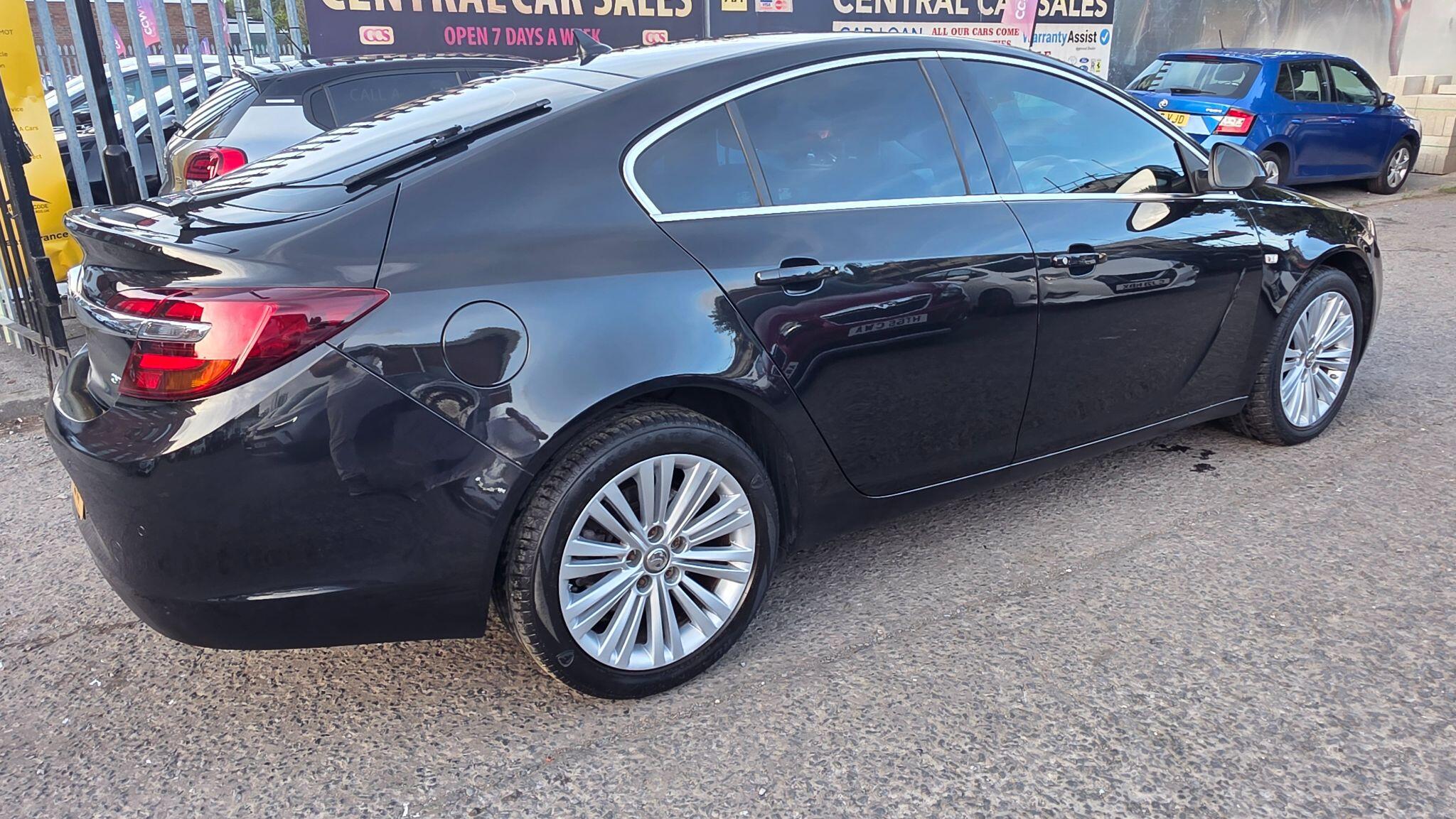 Vauxhall Insignia - Image 9