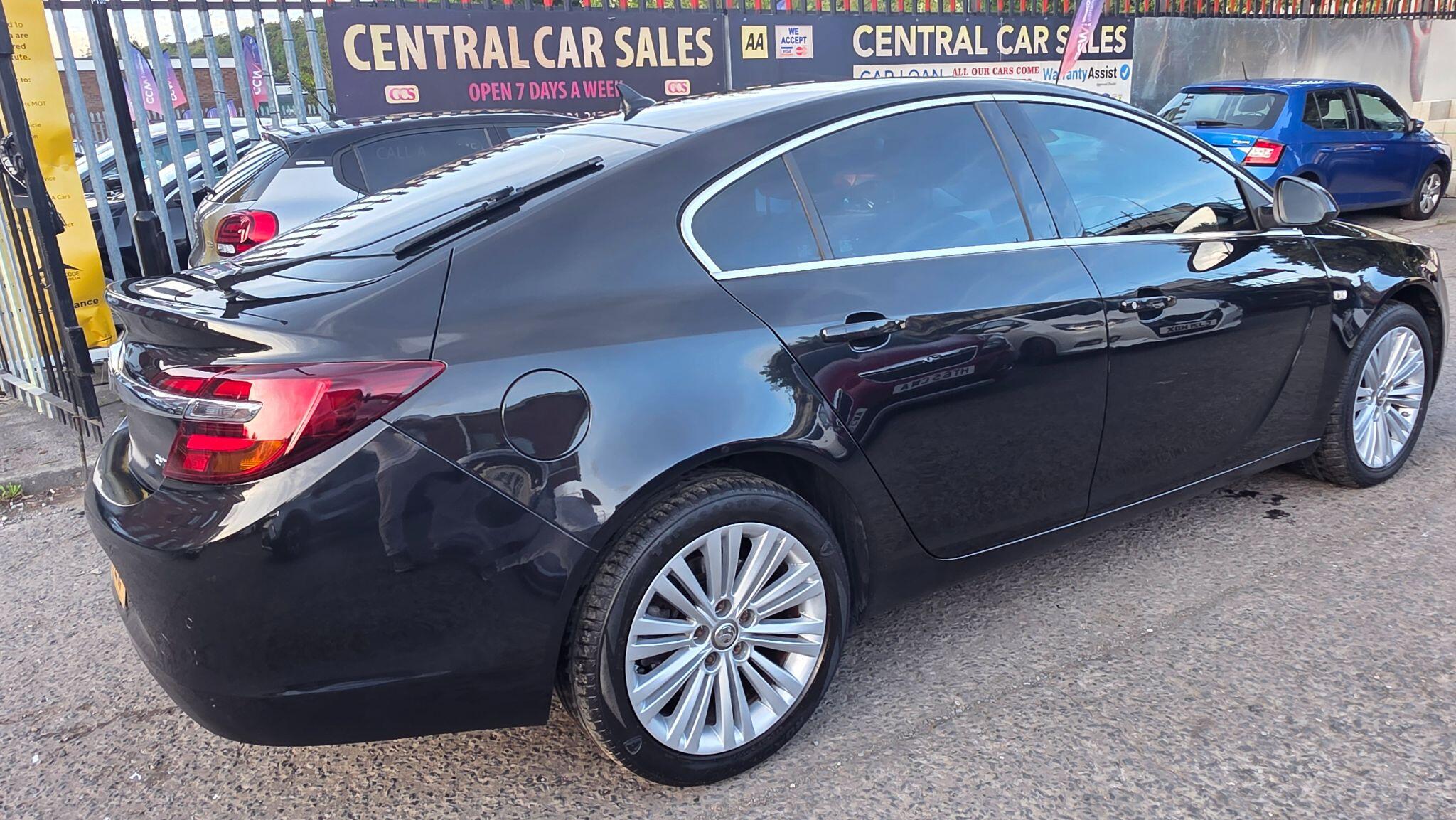 Vauxhall Insignia - Image 11