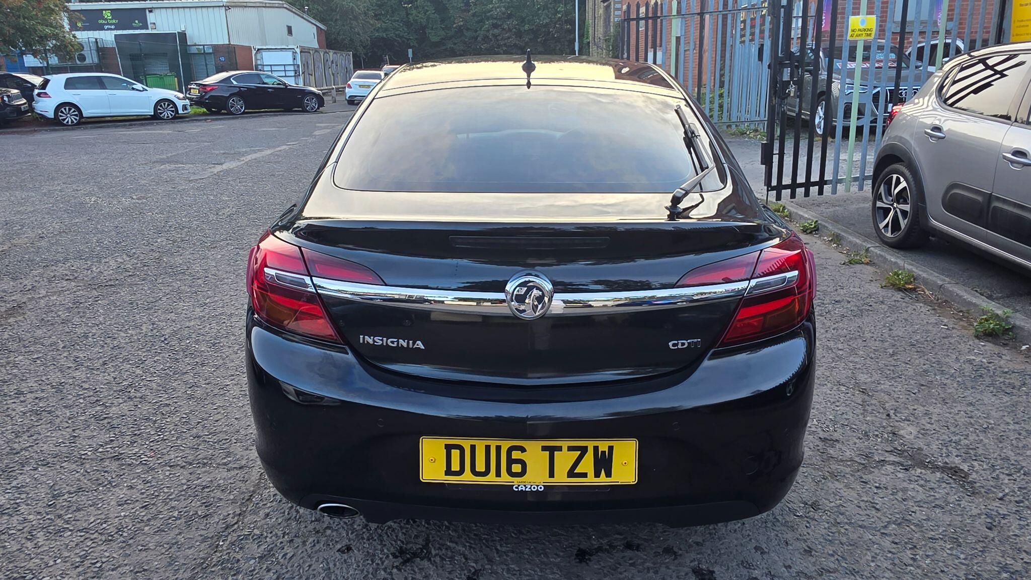 Vauxhall Insignia - Image 13