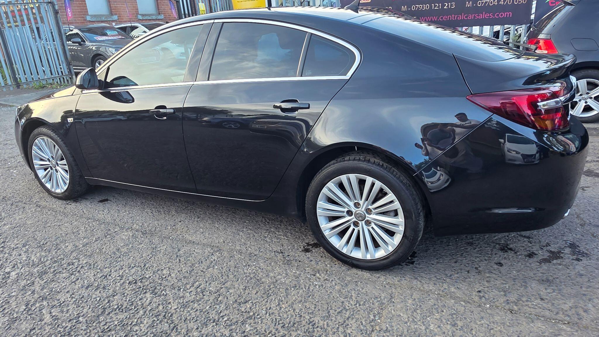 Vauxhall Insignia - Image 15