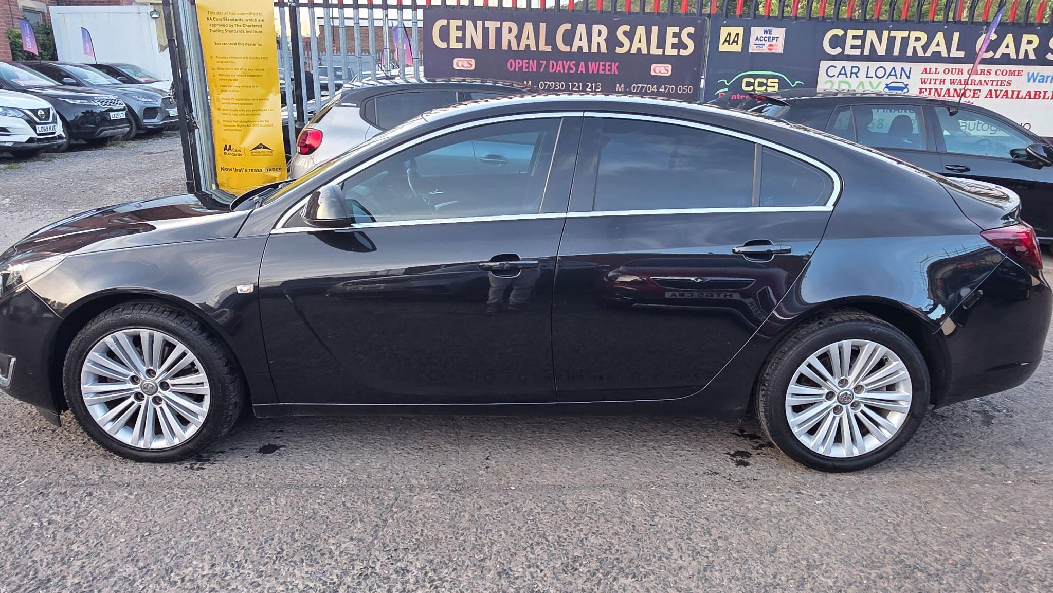 Vauxhall Insignia - Image 17
