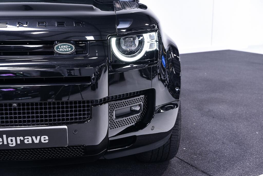 Land Rover Defender 110 - Image 11