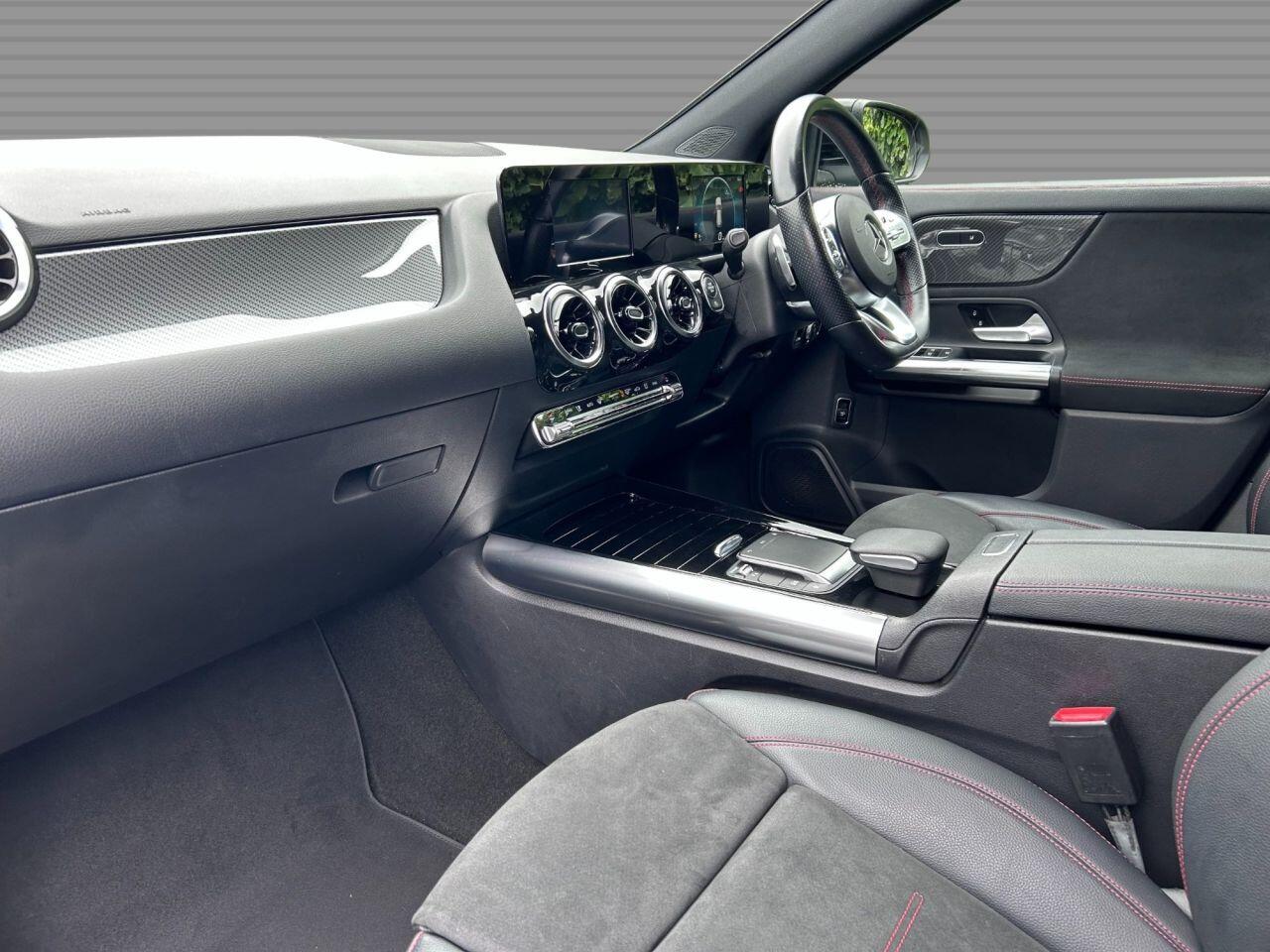 Mercedes GLA - Image 15