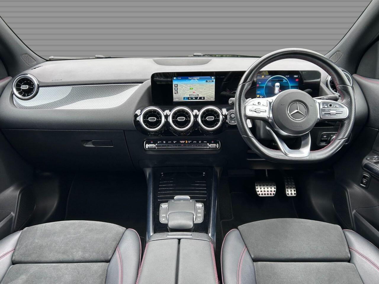 Mercedes GLA - Image 14