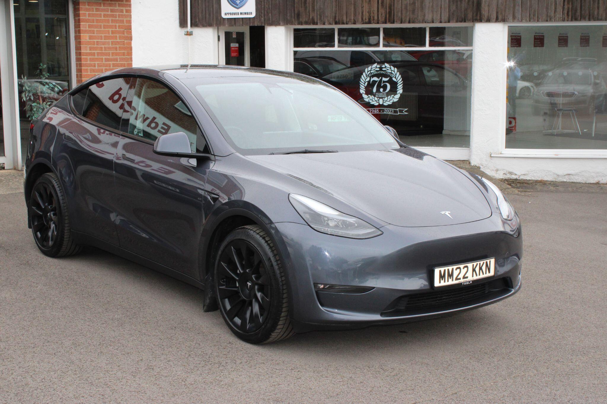 Tesla Model Y - Image 8