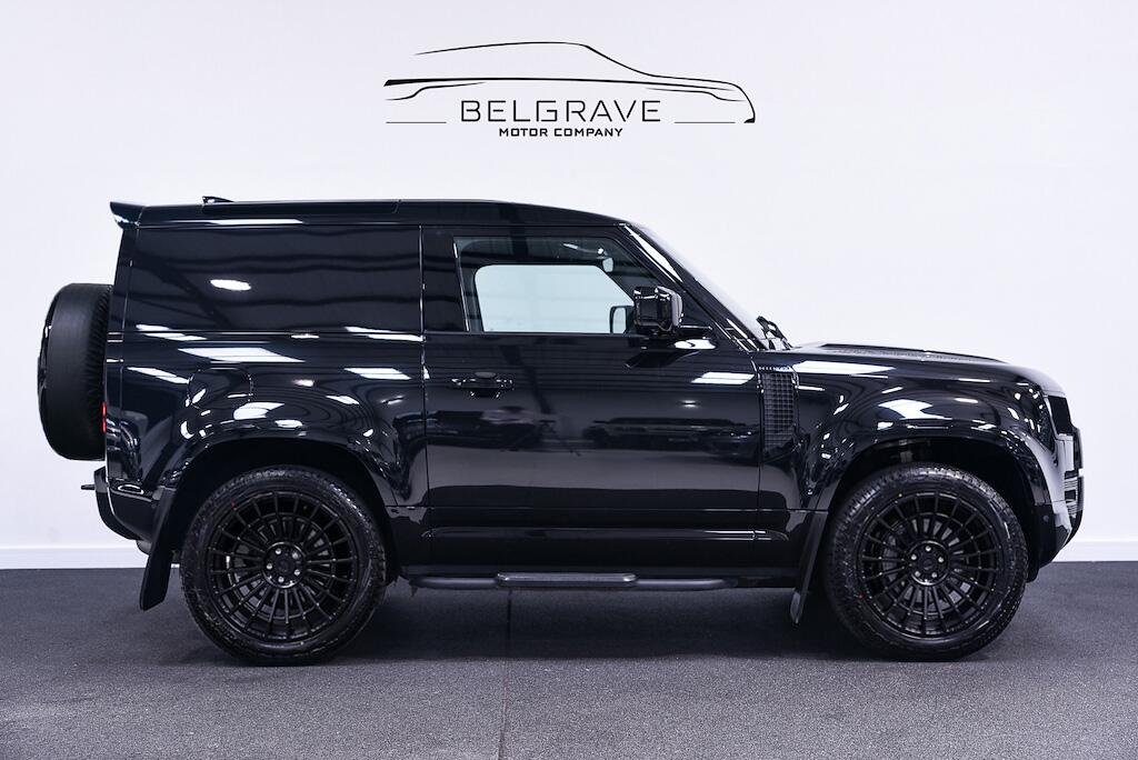 Land Rover Defender 90