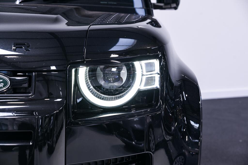 Land Rover Defender 90 - Image 8