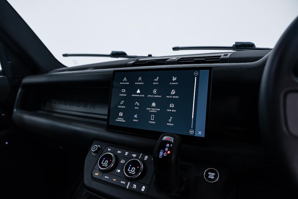 Land Rover Defender 90 - Image 20