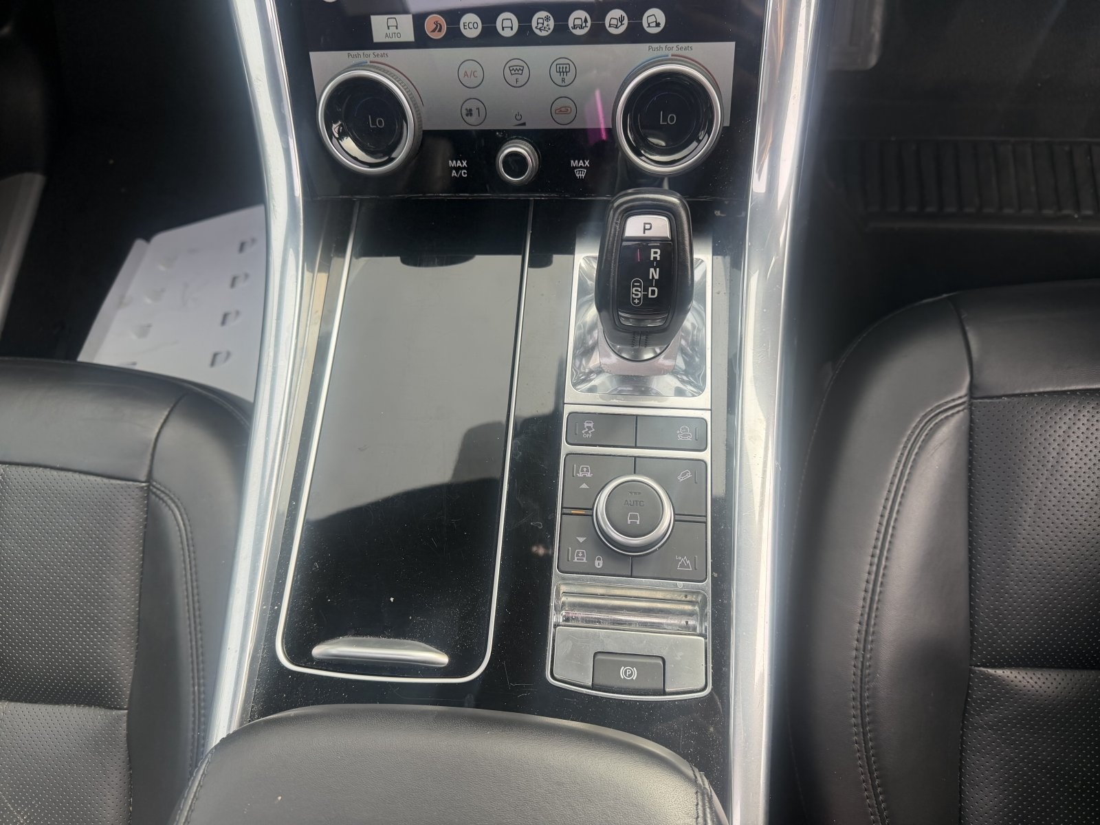 Land Rover RANGE ROVER SPORT - Image 11