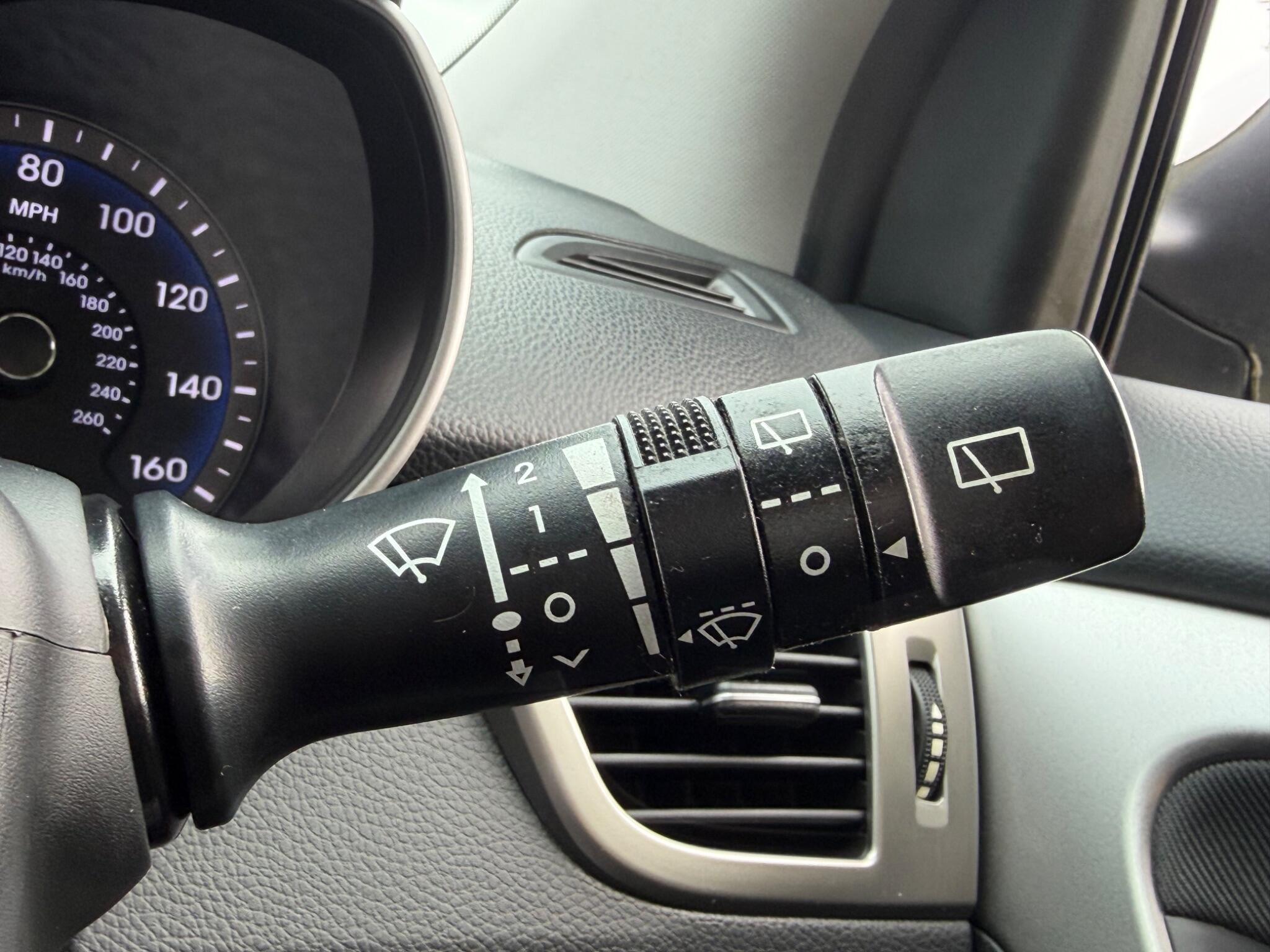 Hyundai i30 - Image 30