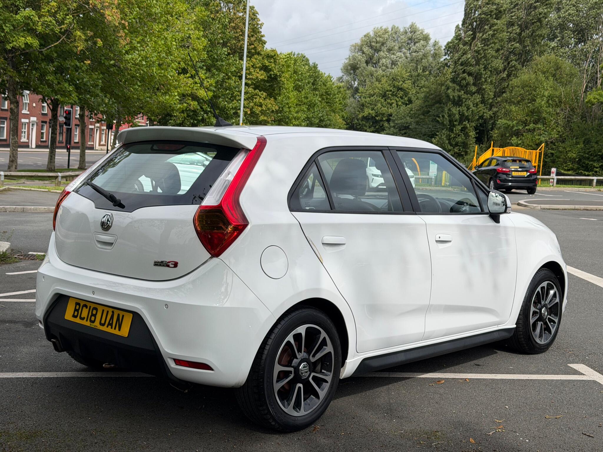 MG MG3 - Image 9
