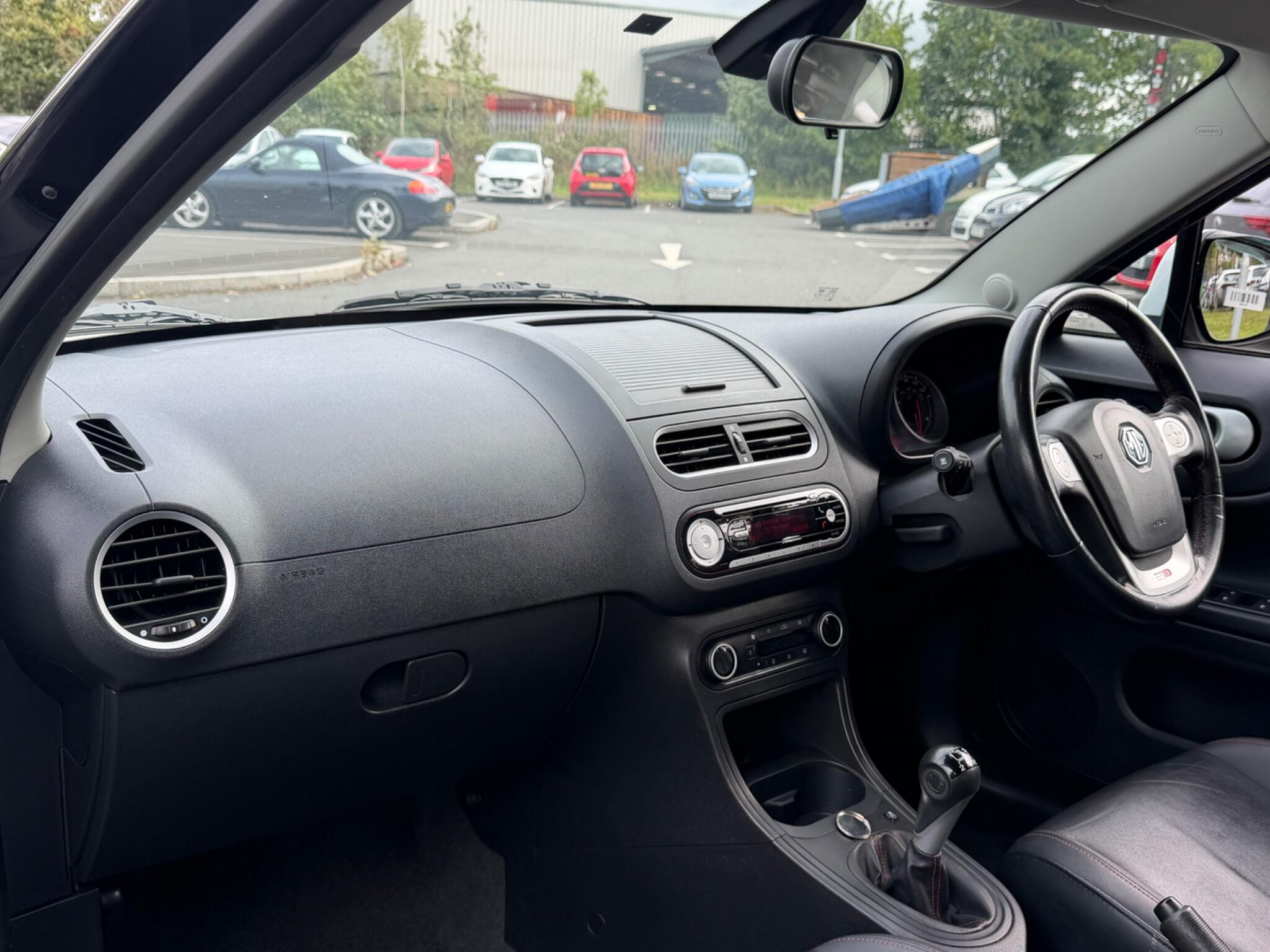 MG MG3 - Image 21