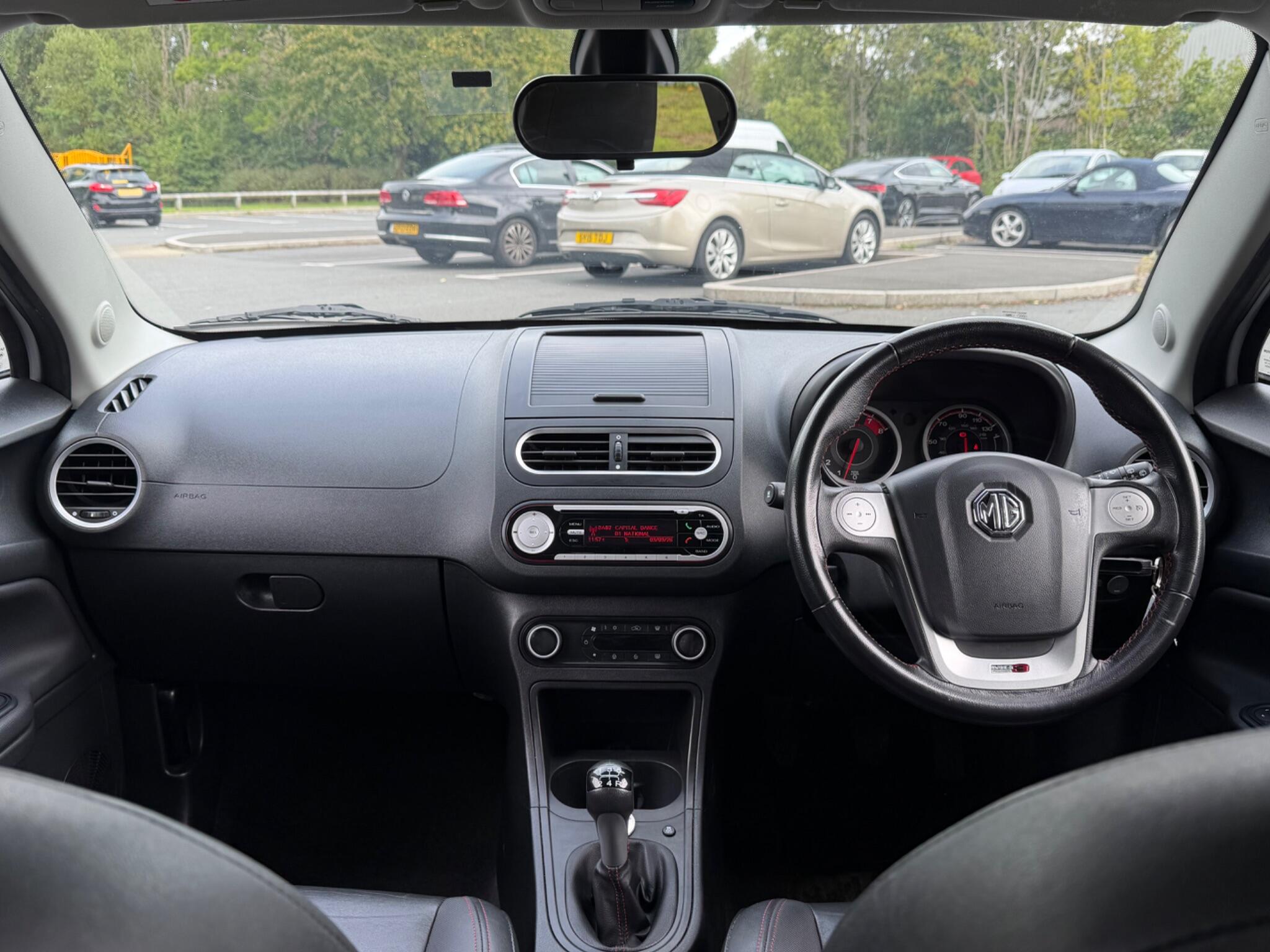 MG MG3 - Image 24