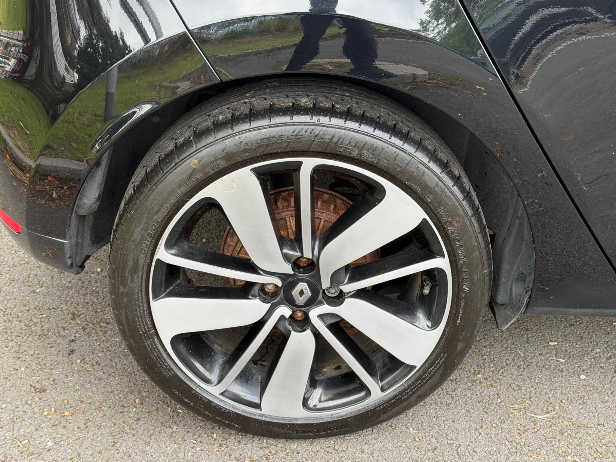Renault Clio - Image 12