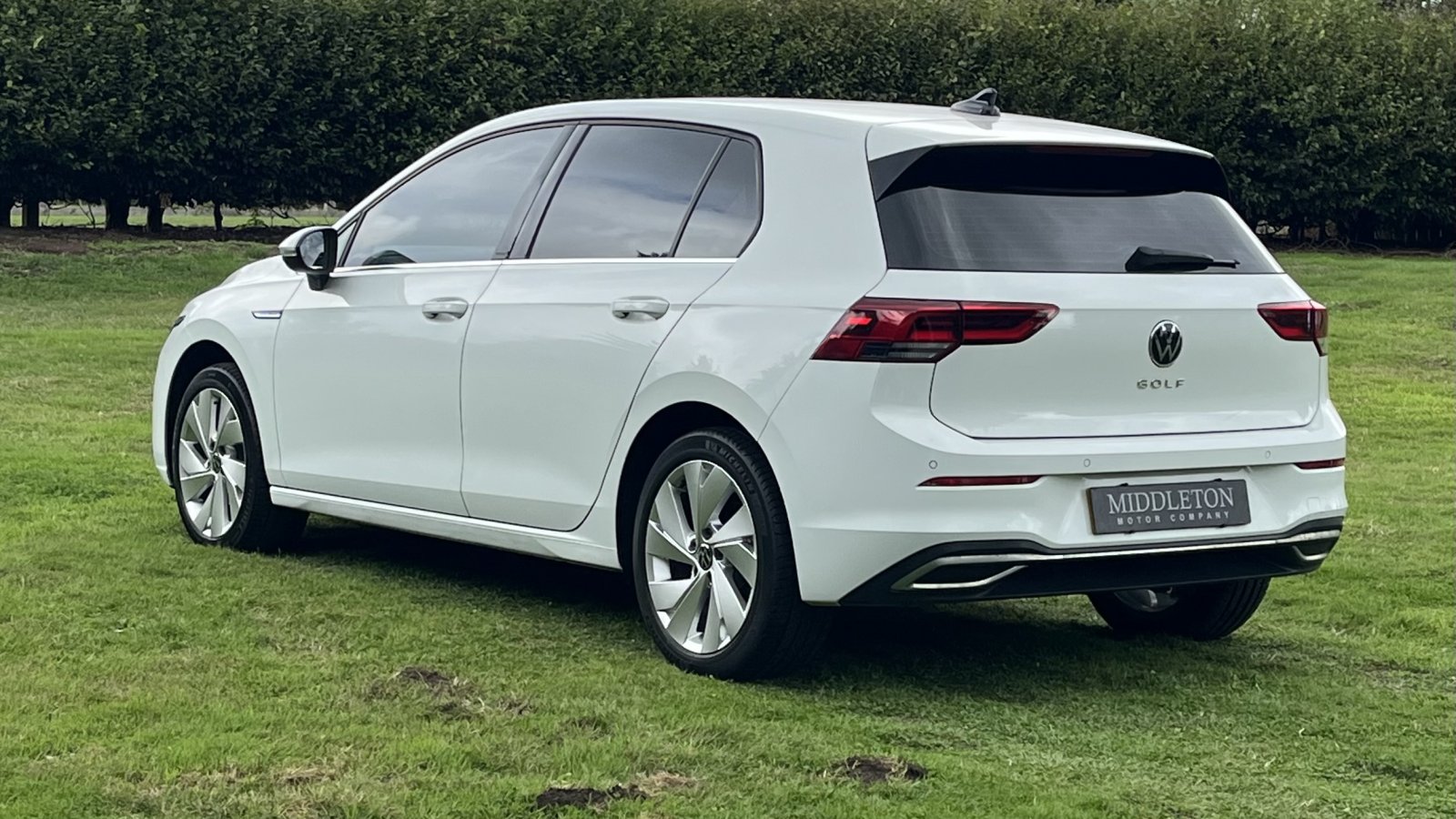 Volkswagen Golf - Image 17