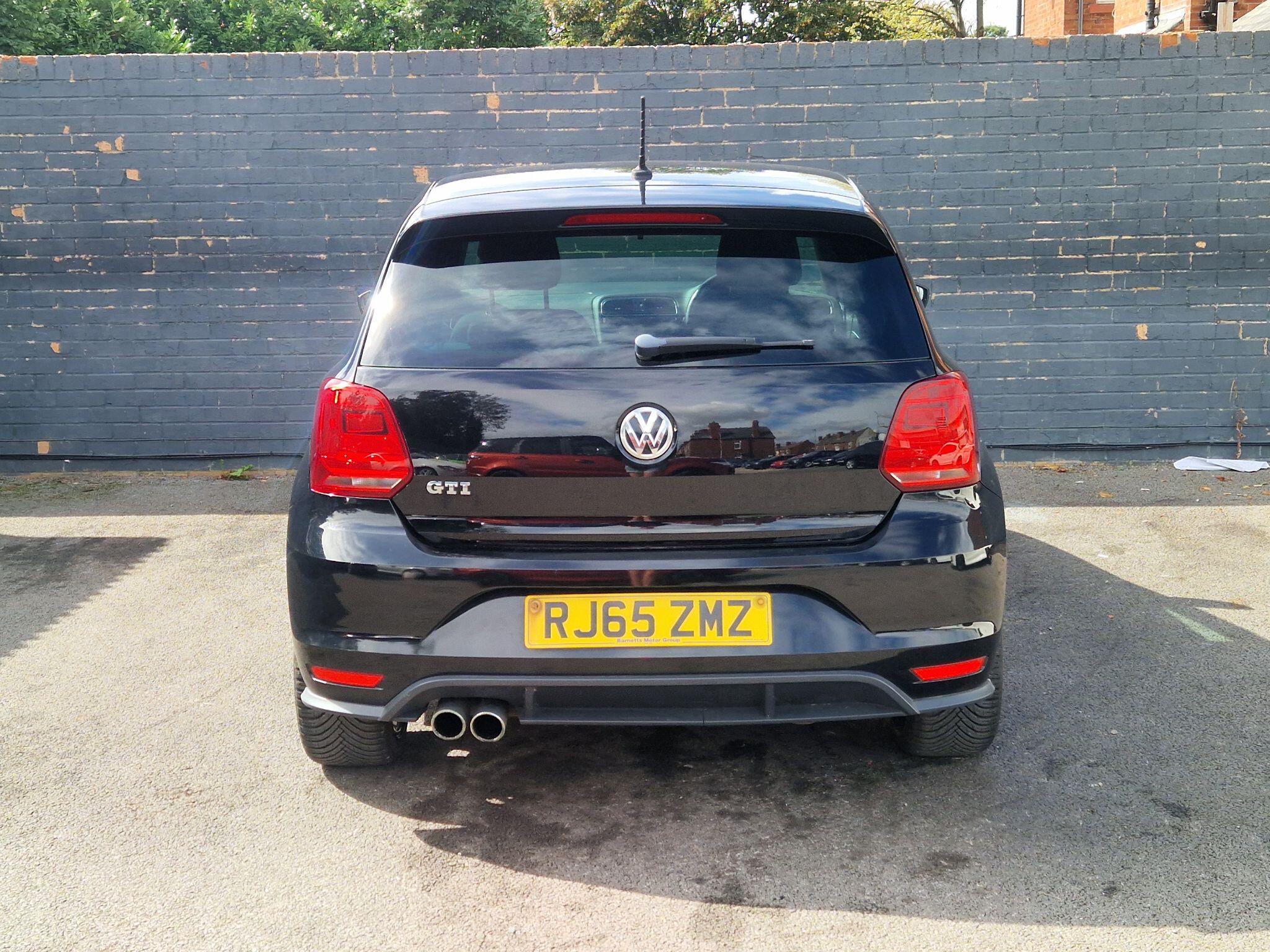 Volkswagen Polo - Image 9