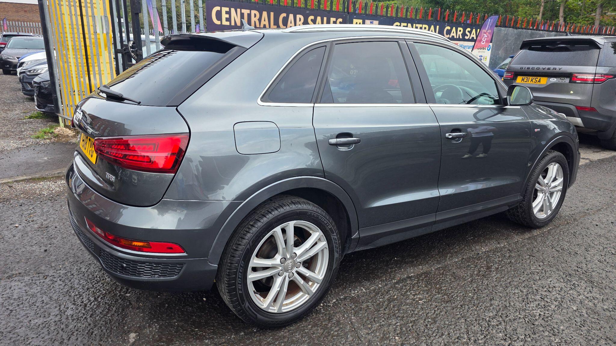Audi Q3 - Image 11