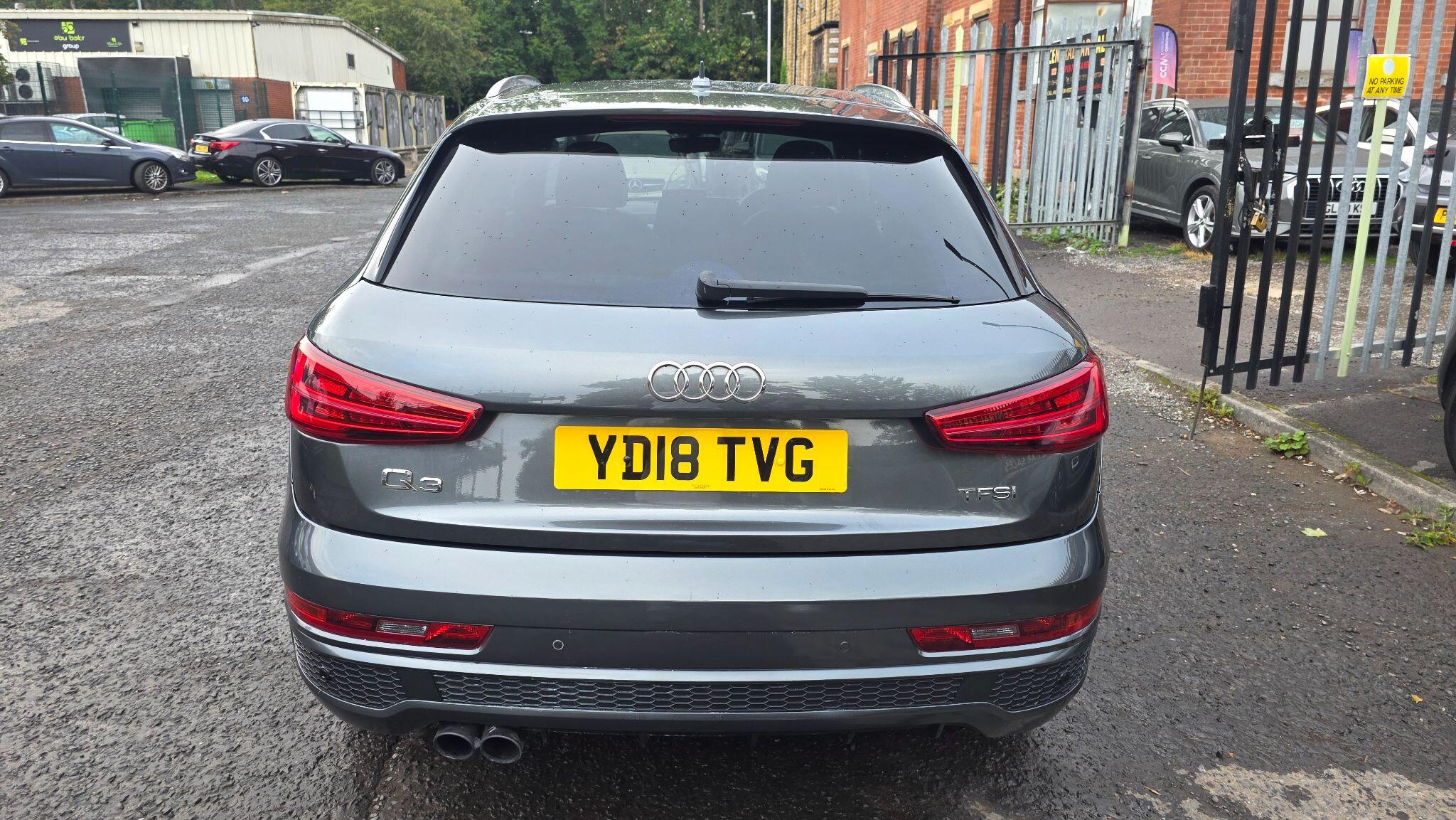 Audi Q3 - Image 14