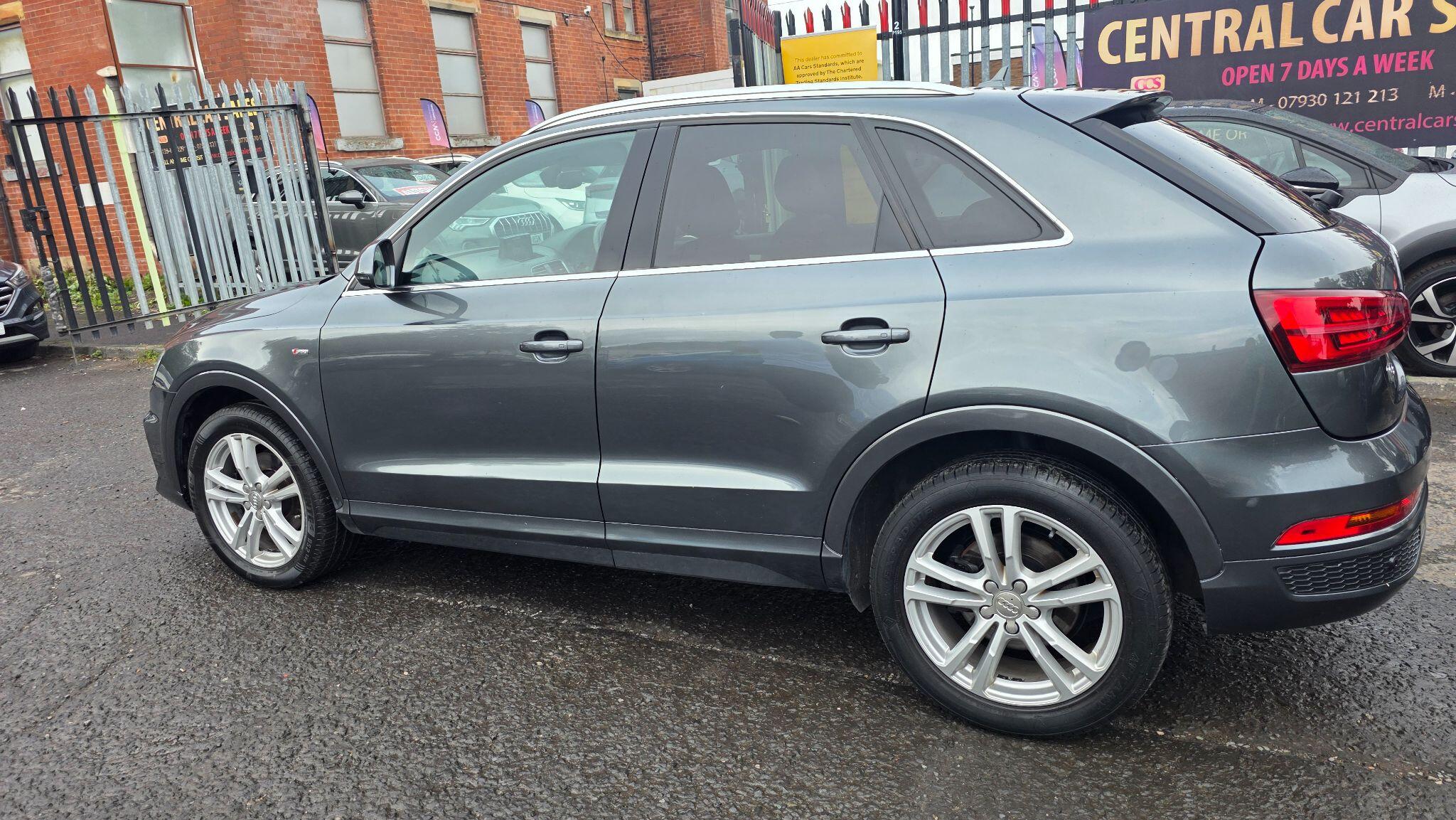 Audi Q3 - Image 17