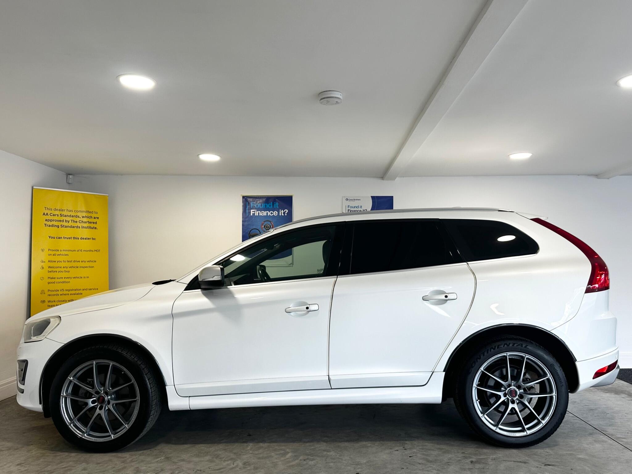 Volvo XC60 - Image 9