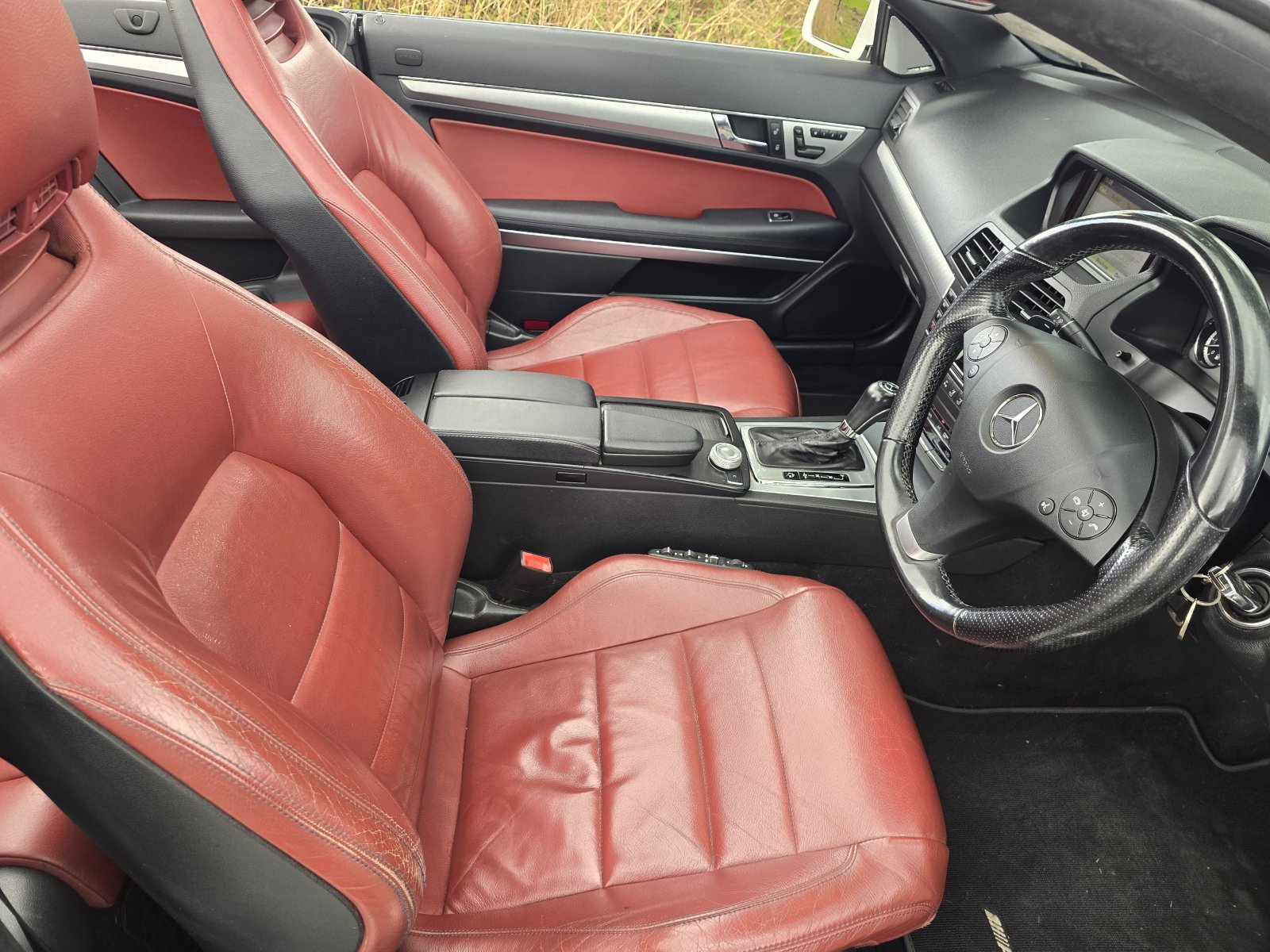 Mercedes E Class - Image 12