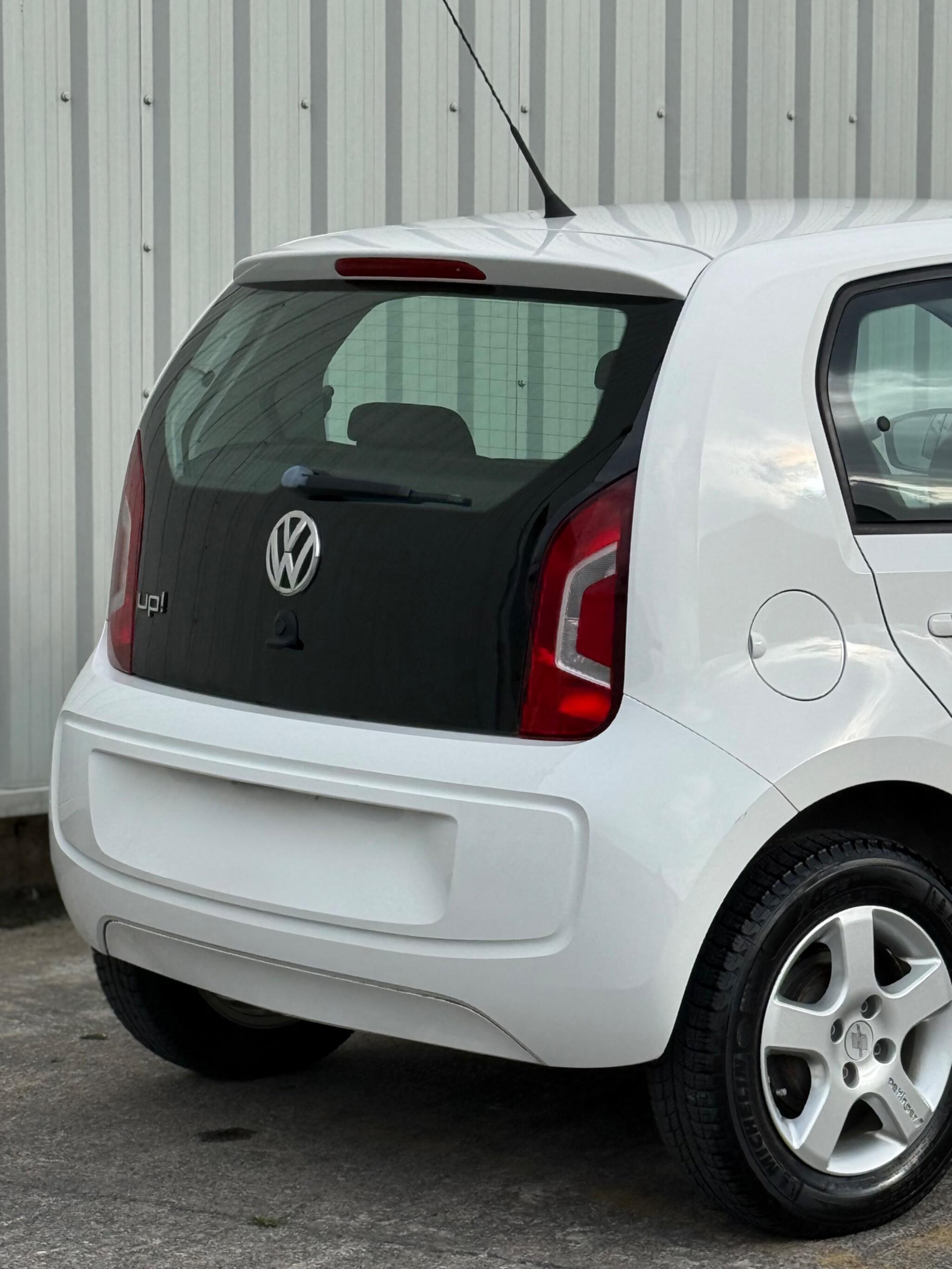 Volkswagen up! - Image 12