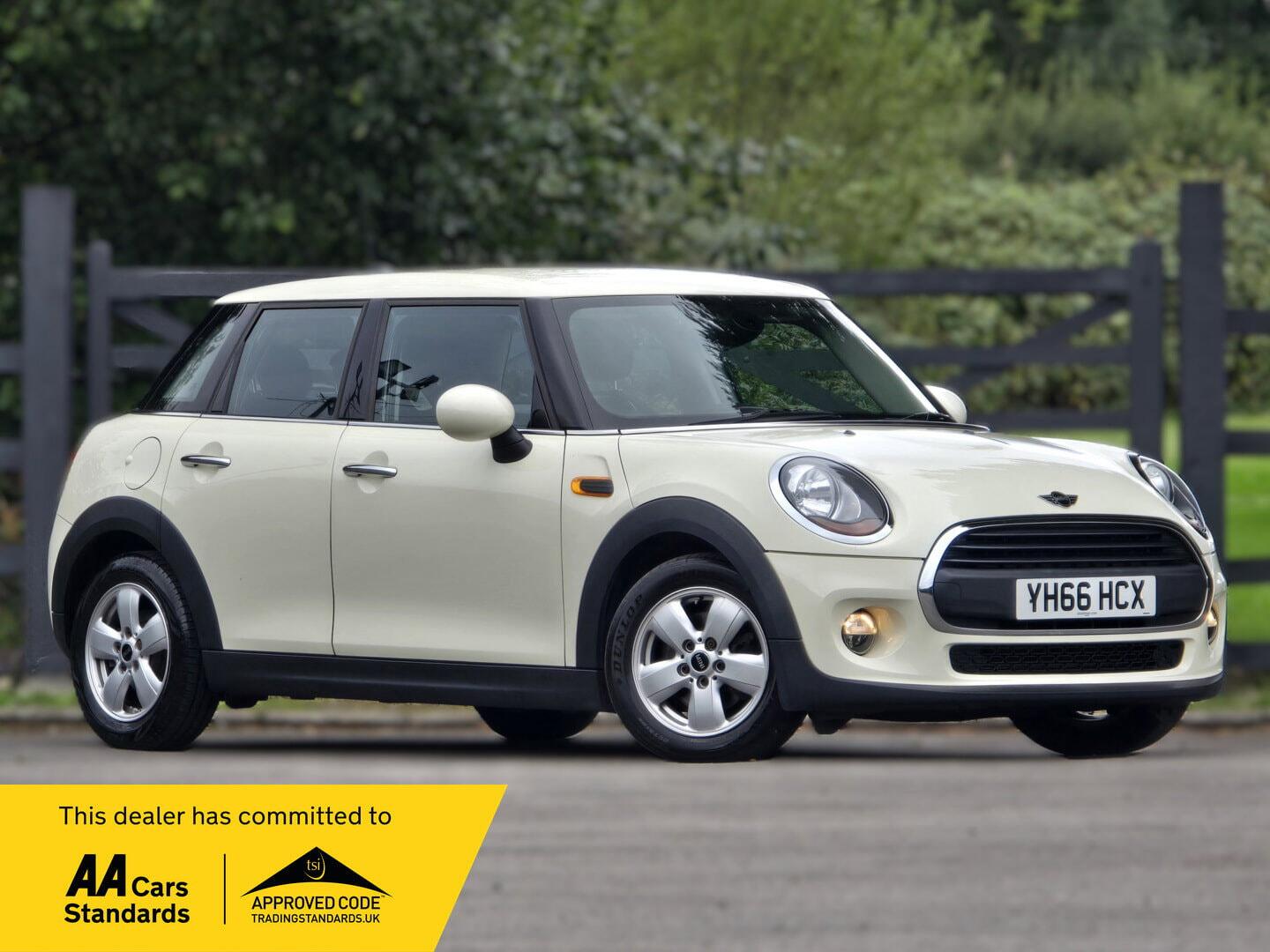 MINI Hatch