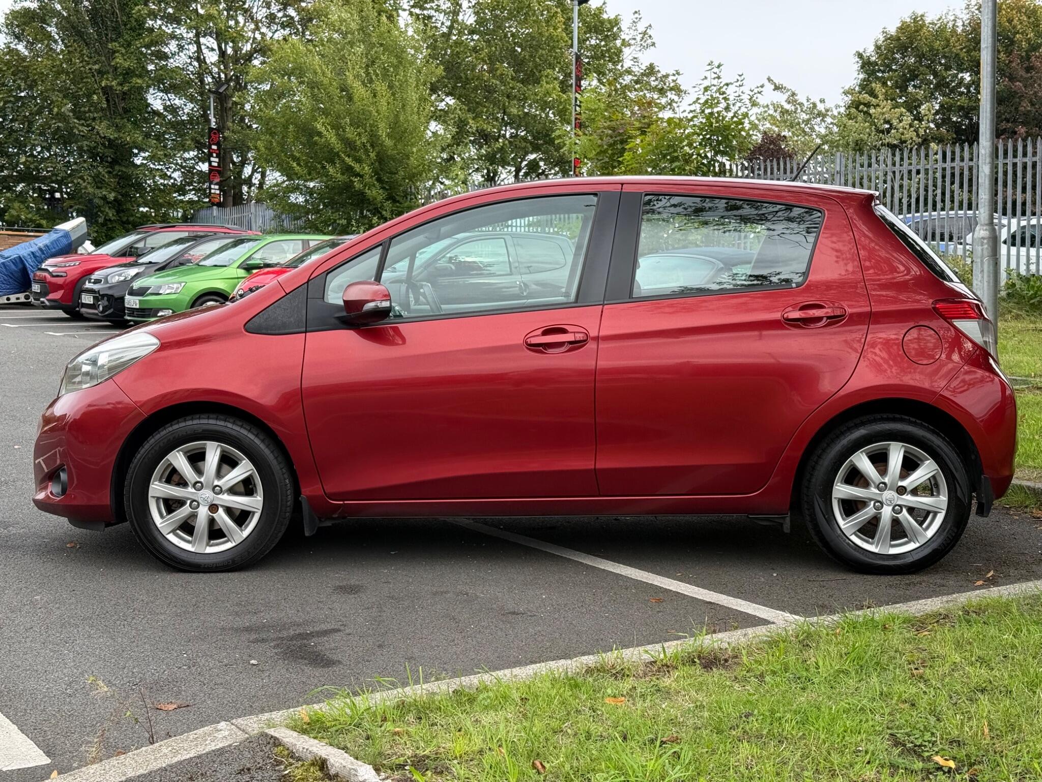 Toyota Yaris - Image 7
