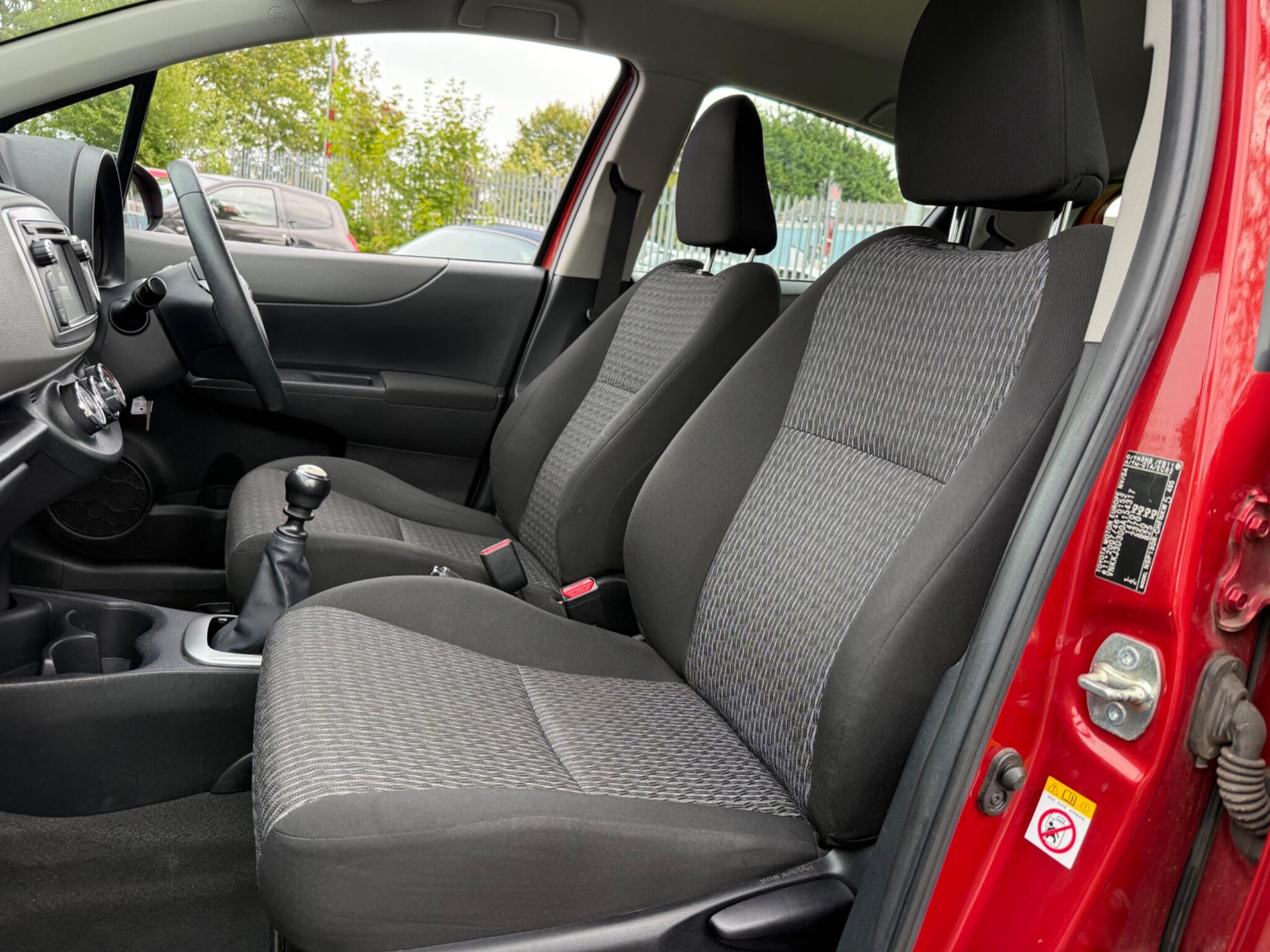 Toyota Yaris - Image 13