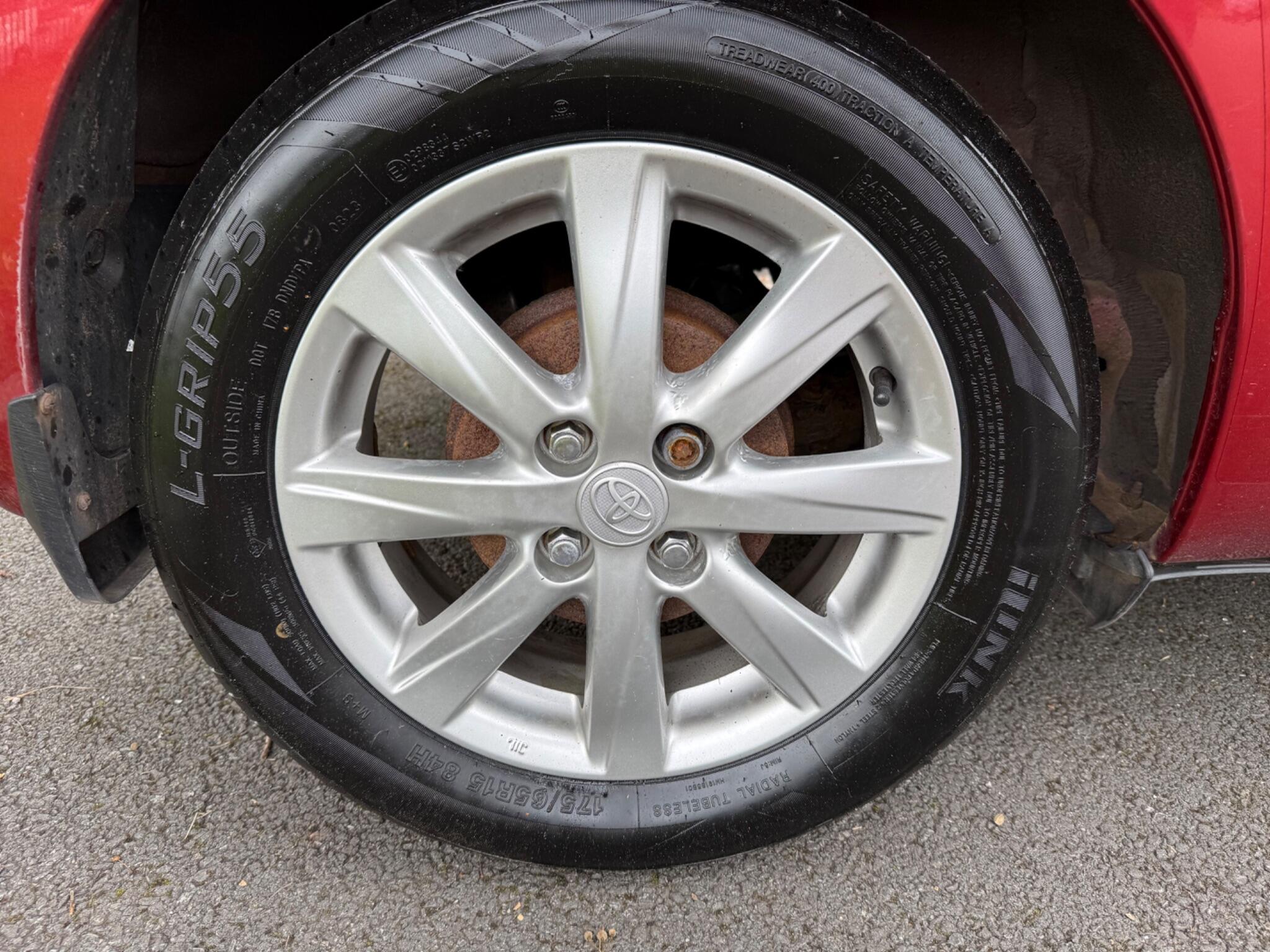 Toyota Yaris - Image 20