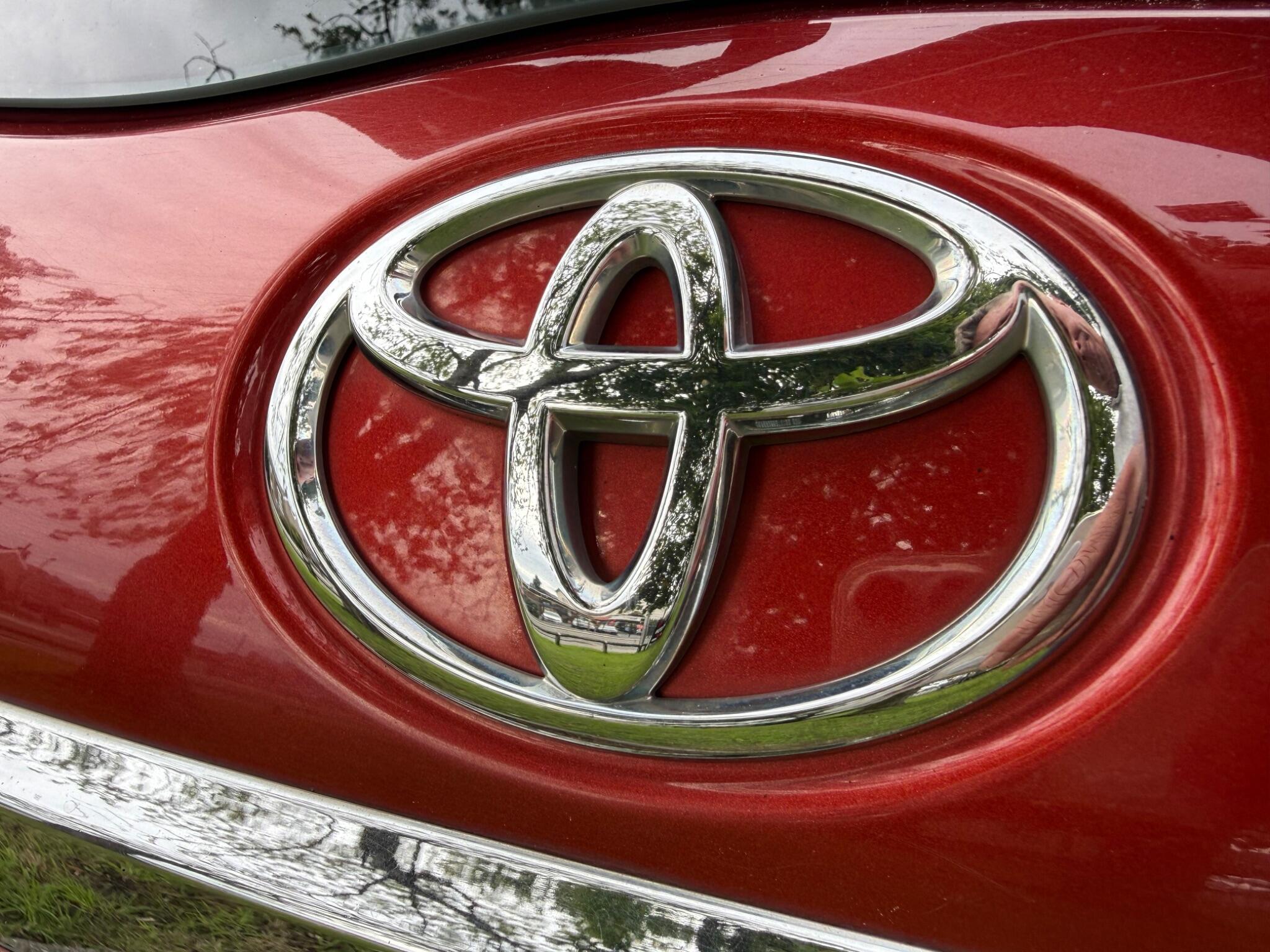 Toyota Yaris - Image 35