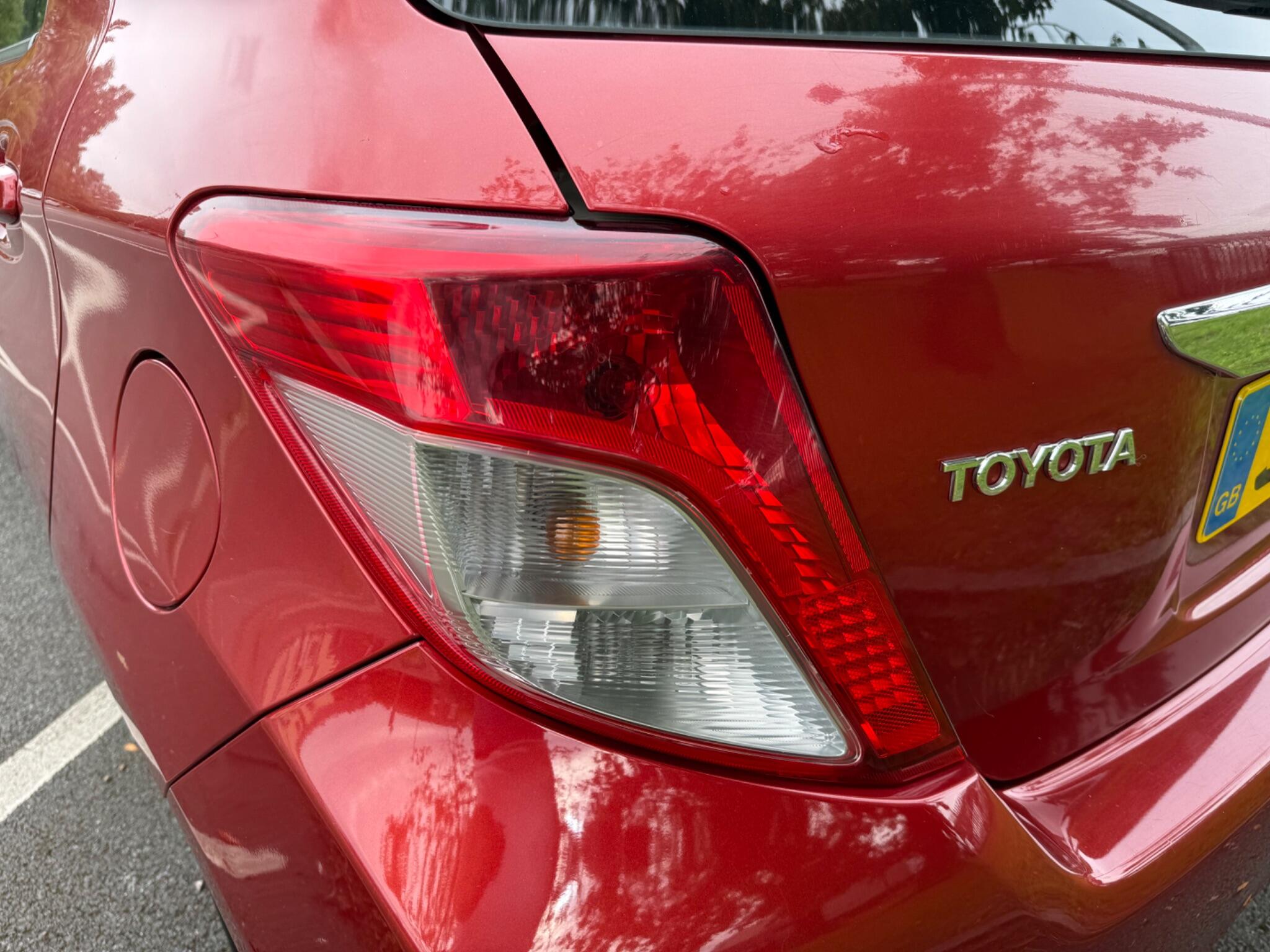 Toyota Yaris - Image 37