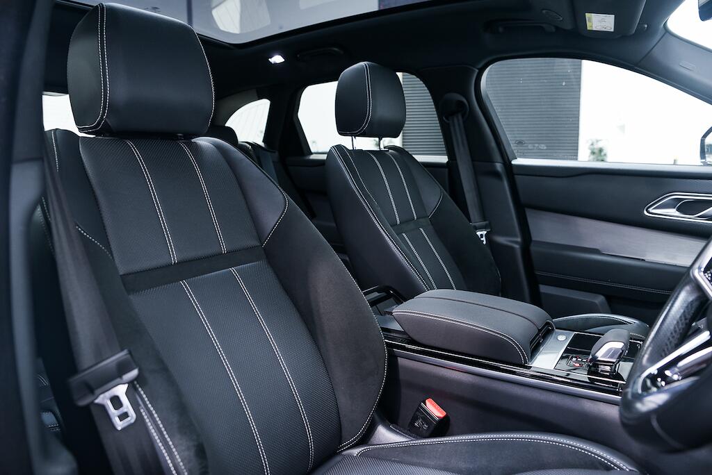 Land Rover Range Rover Velar - Image 11