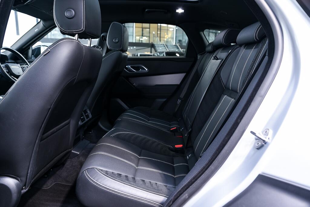 Land Rover Range Rover Velar - Image 14
