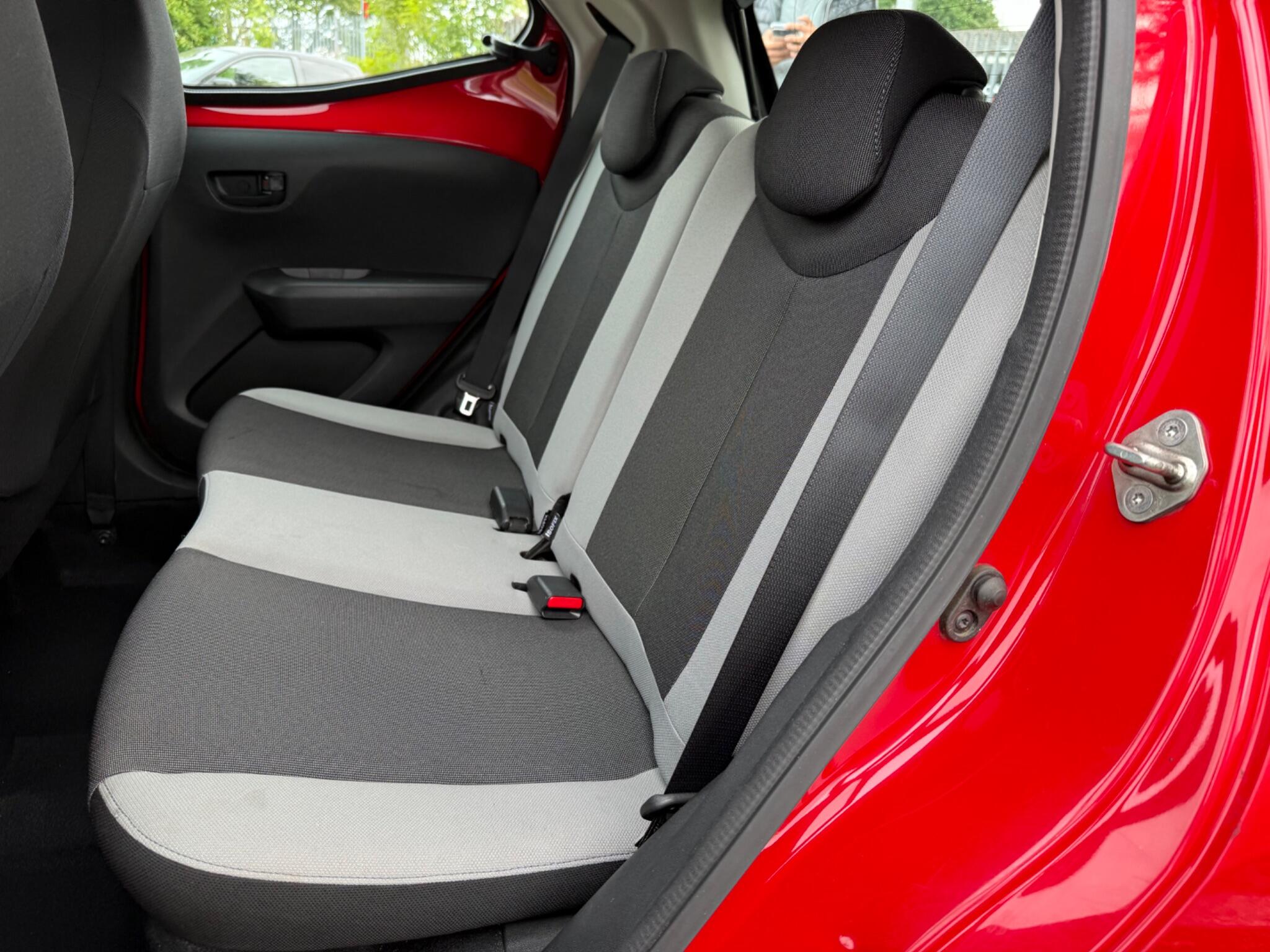 Toyota Aygo - Image 15