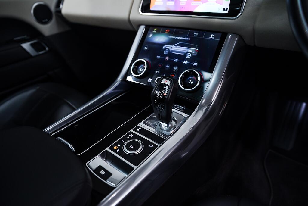 Land Rover RANGE ROVER SPORT - Image 17