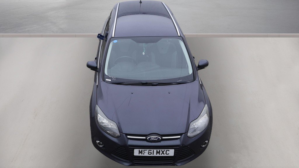 Ford Focus - Image 8