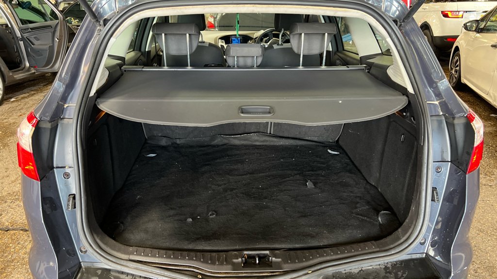 Ford Focus - Image 9