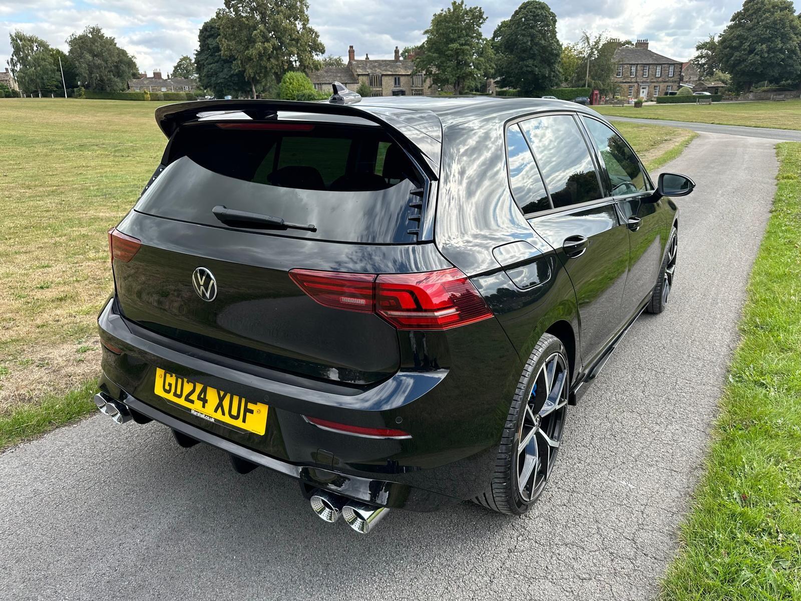 Volkswagen Golf - Image 4