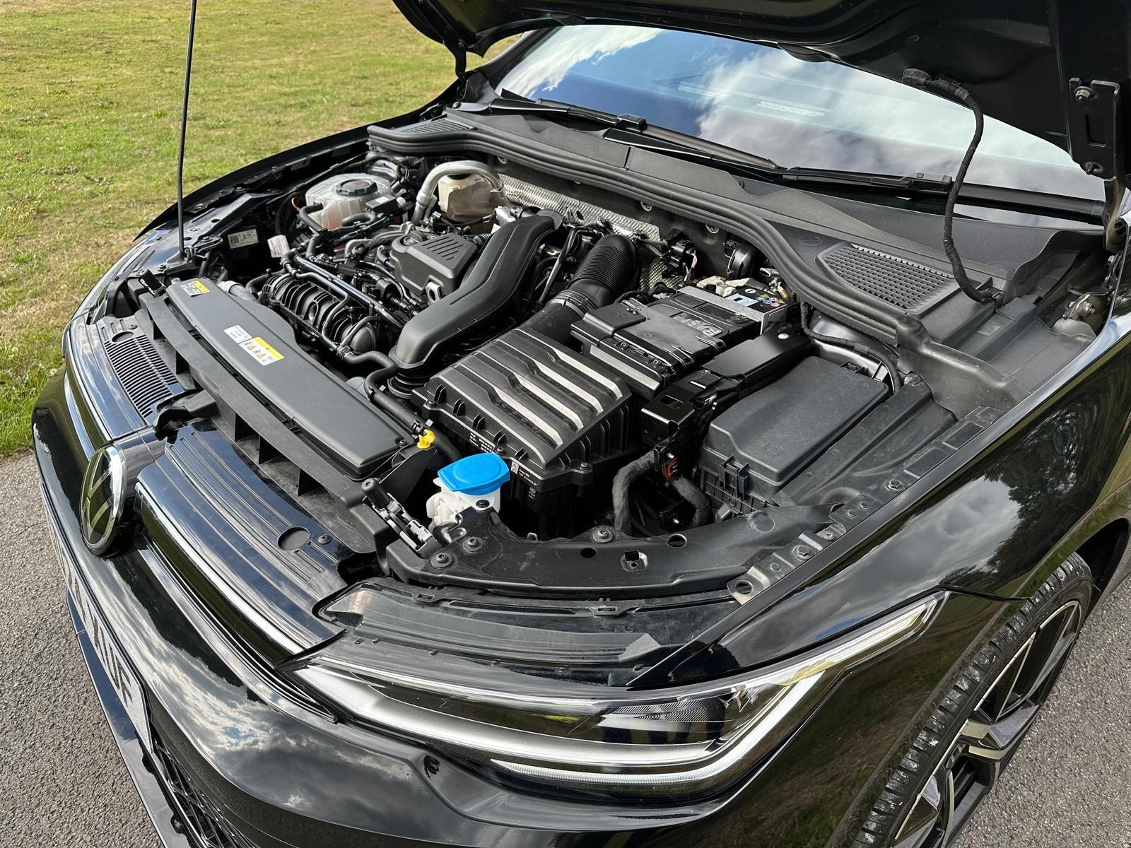 Volkswagen Golf - Image 12