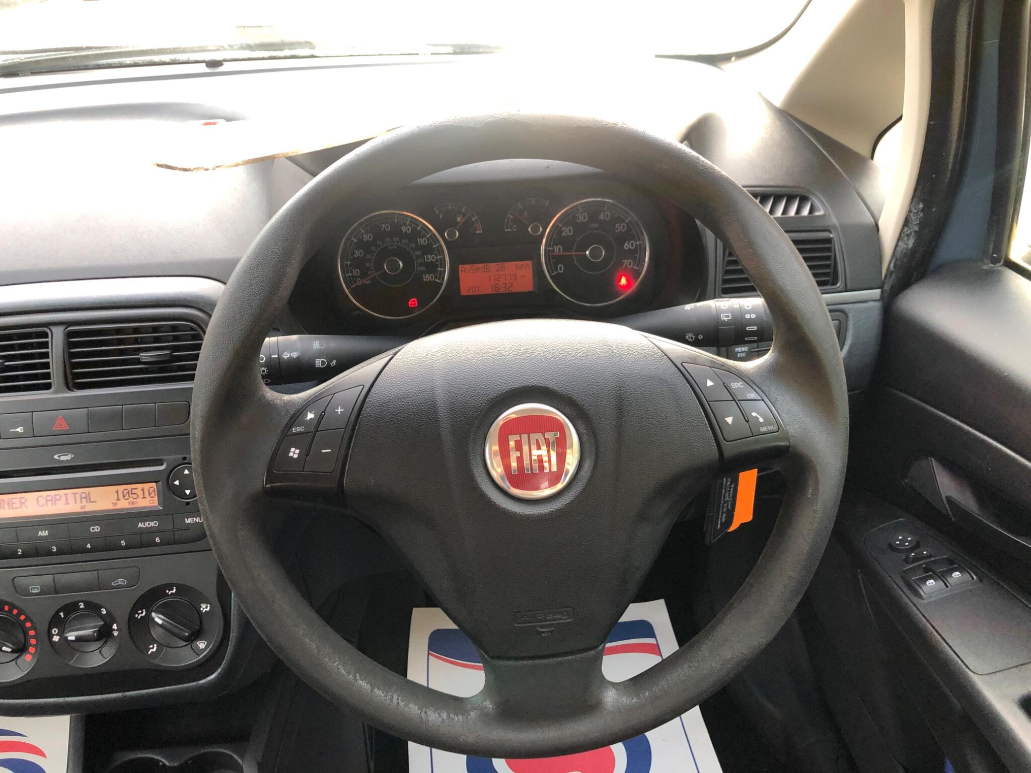 Fiat Grande Punto - Image 22