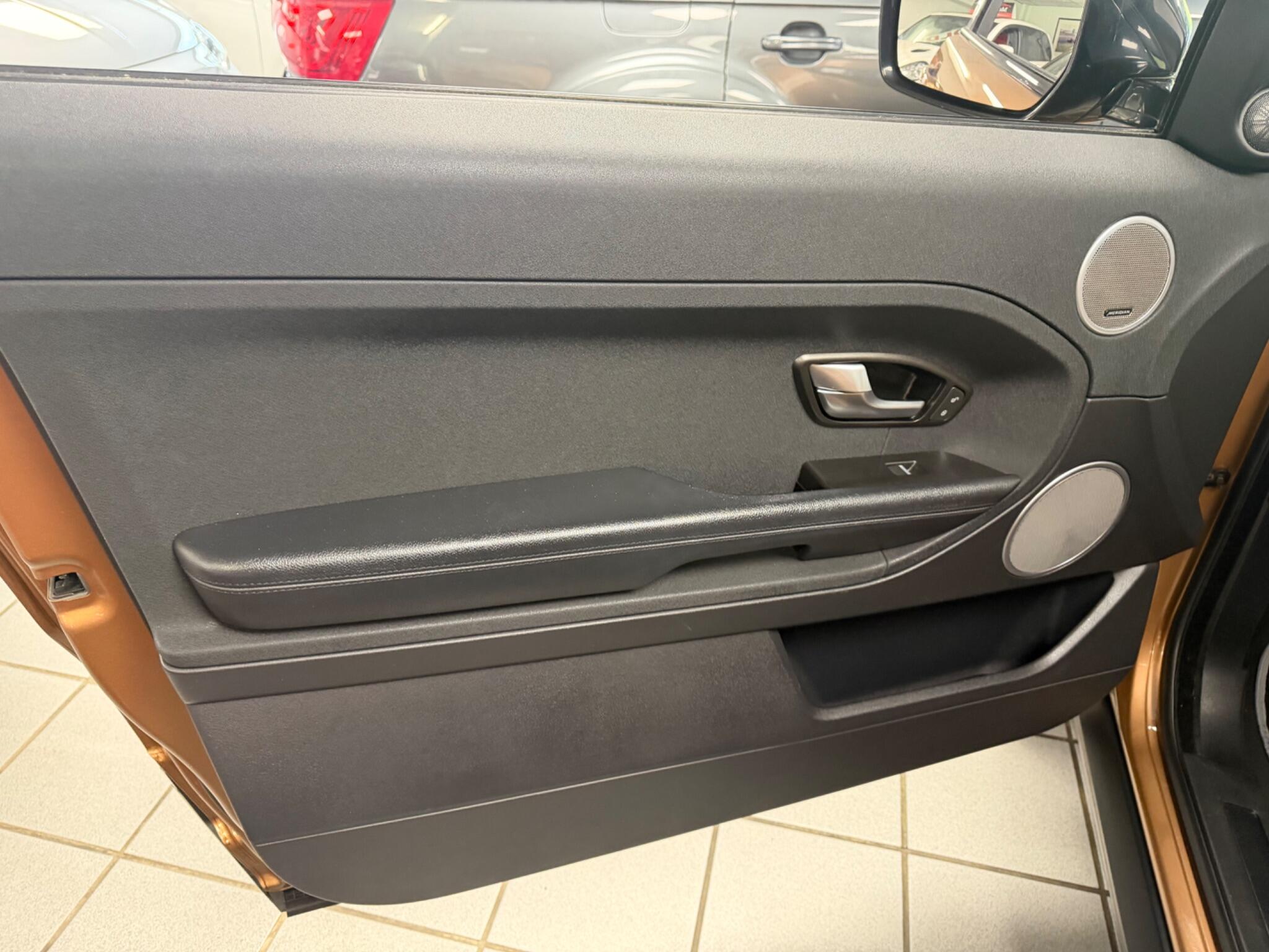 Land Rover Range Rover Evoque - Image 16