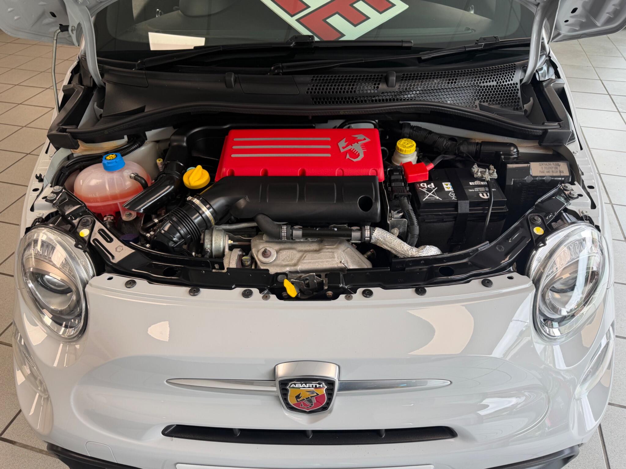 Abarth 595 - Image 8