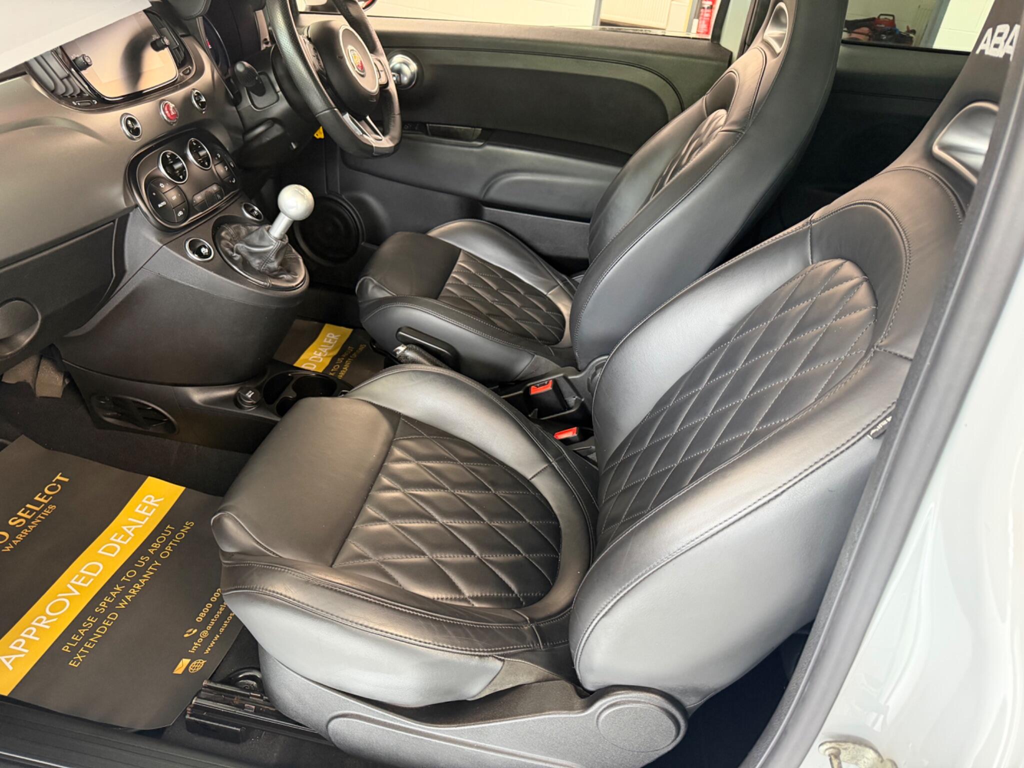 Abarth 595 - Image 12