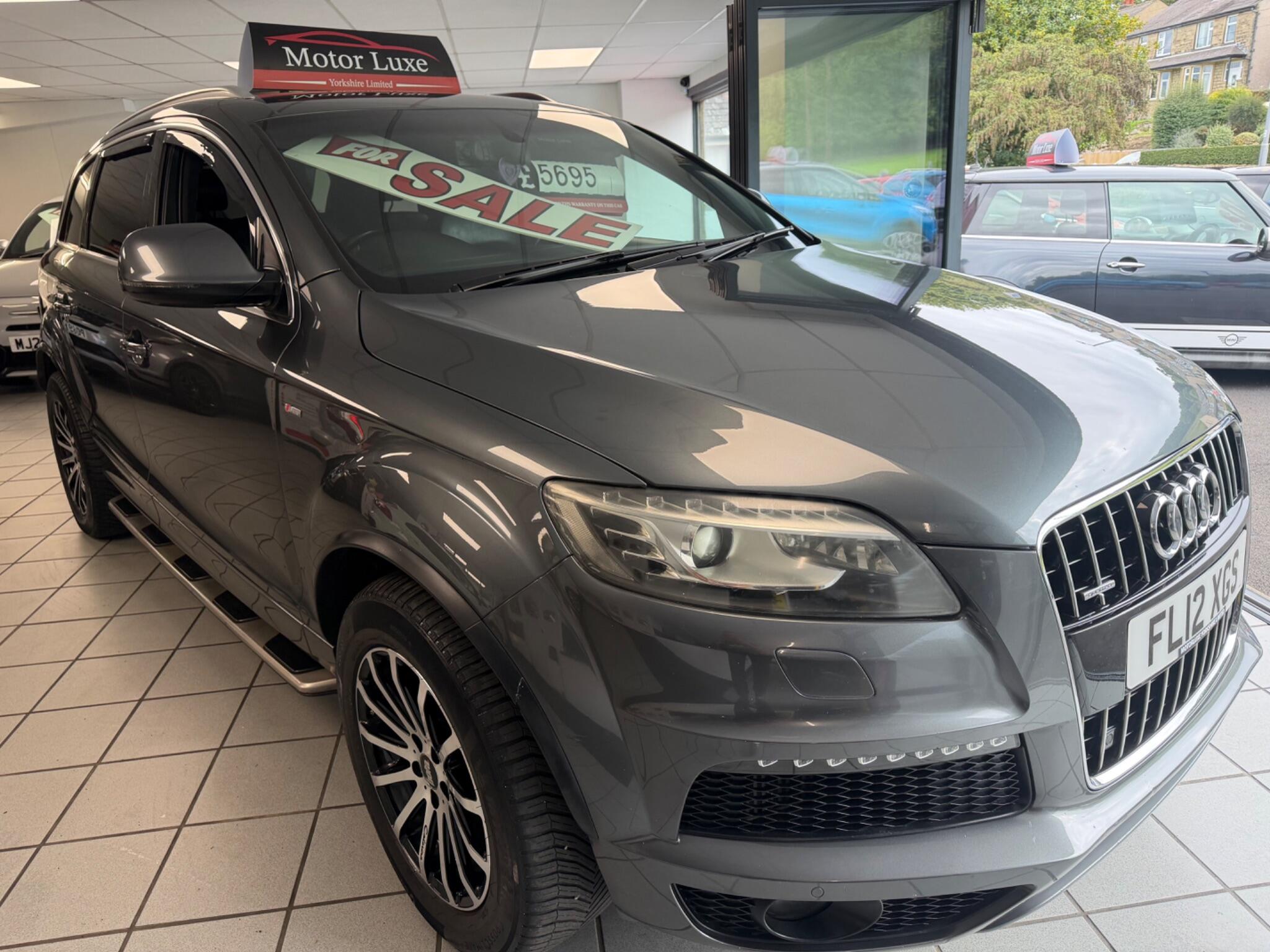Audi Q7 - Image 12