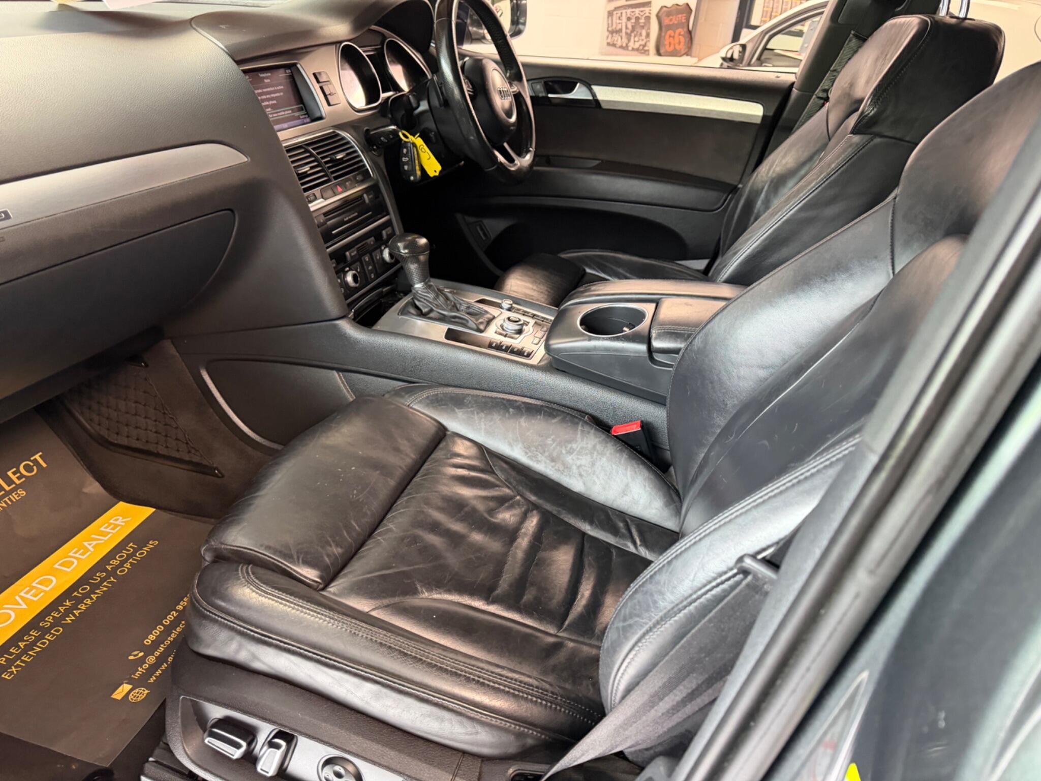 Audi Q7 - Image 15