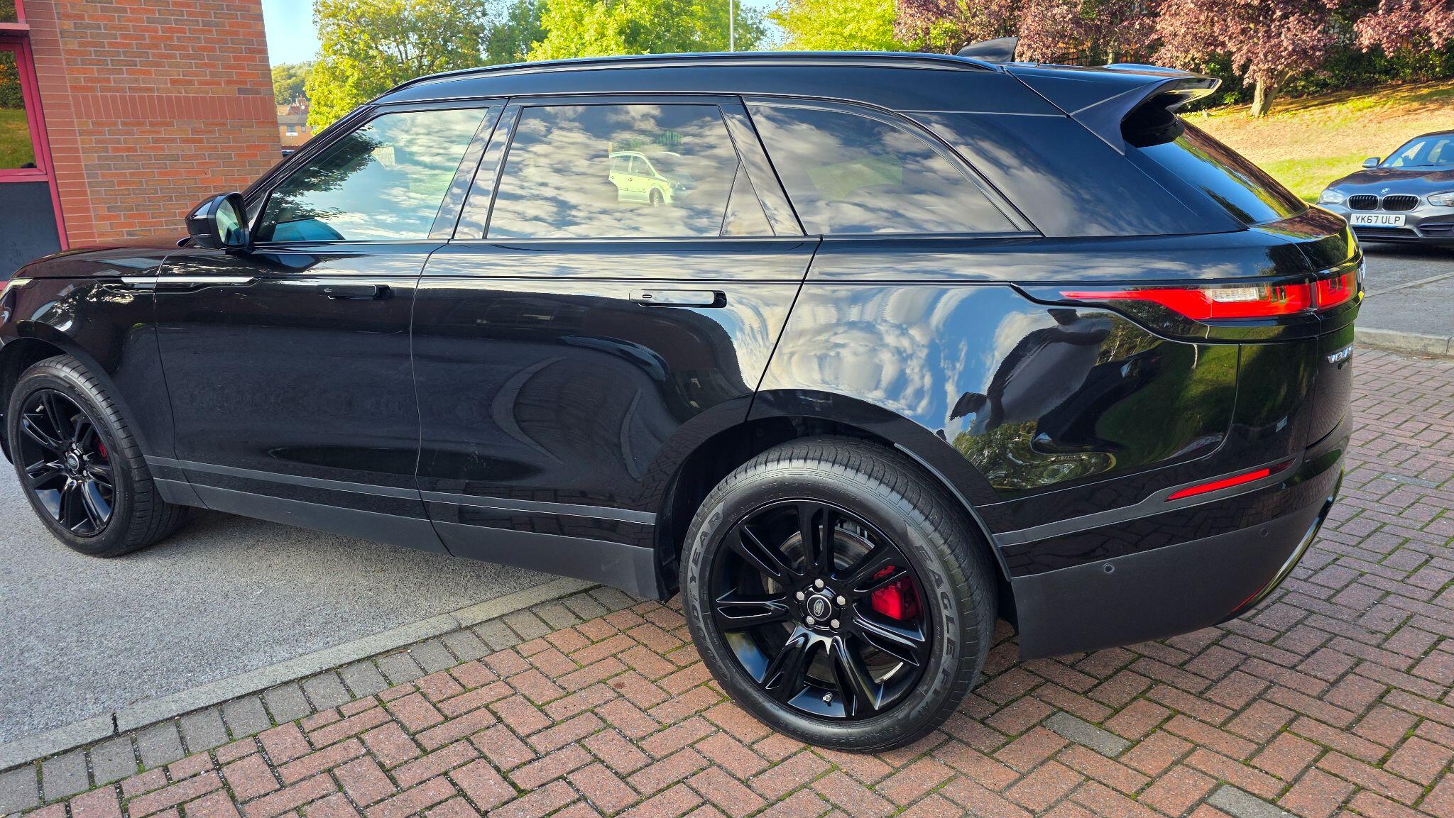 Land Rover Range Rover Velar - Image 14