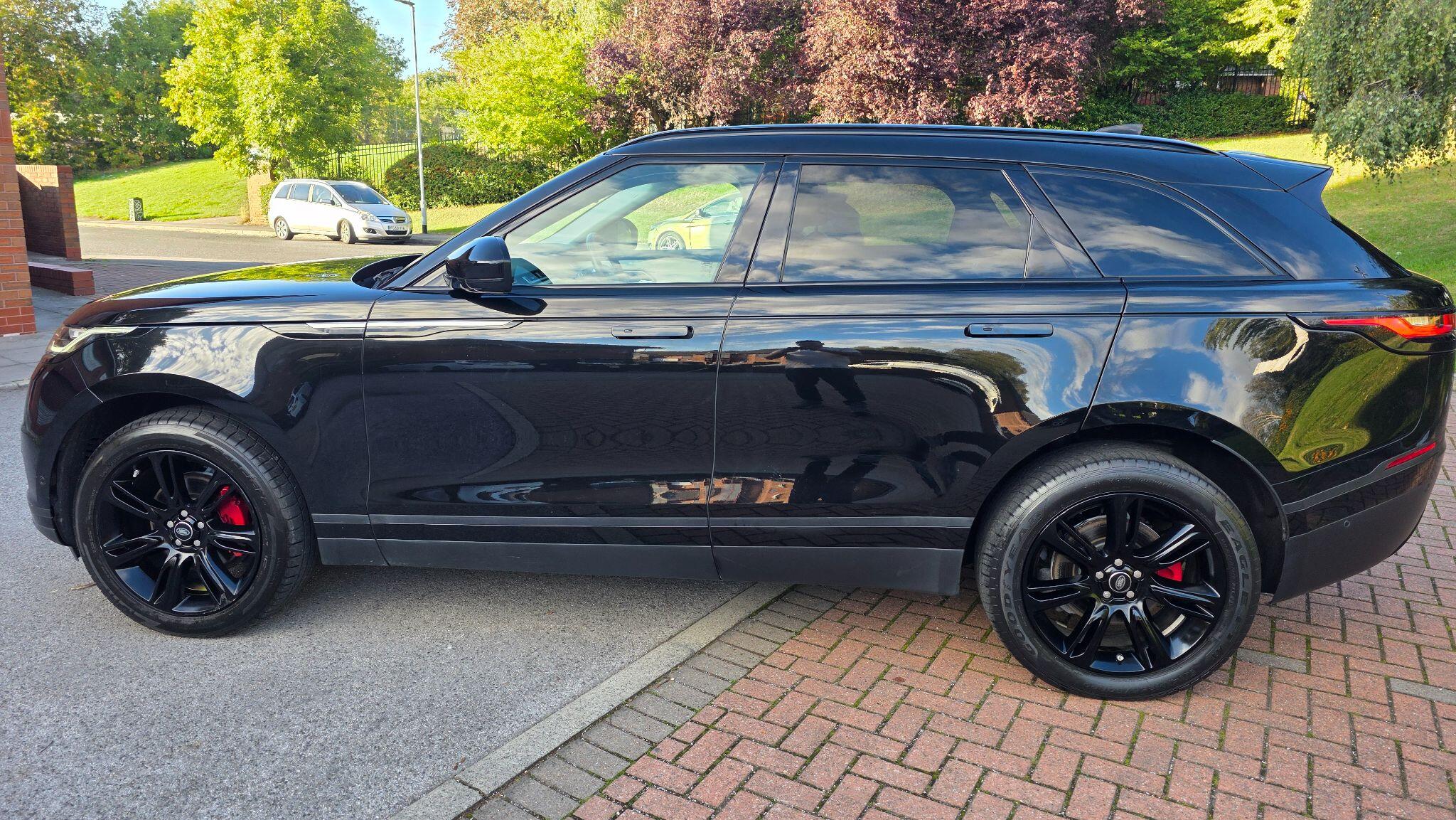 Land Rover Range Rover Velar - Image 15