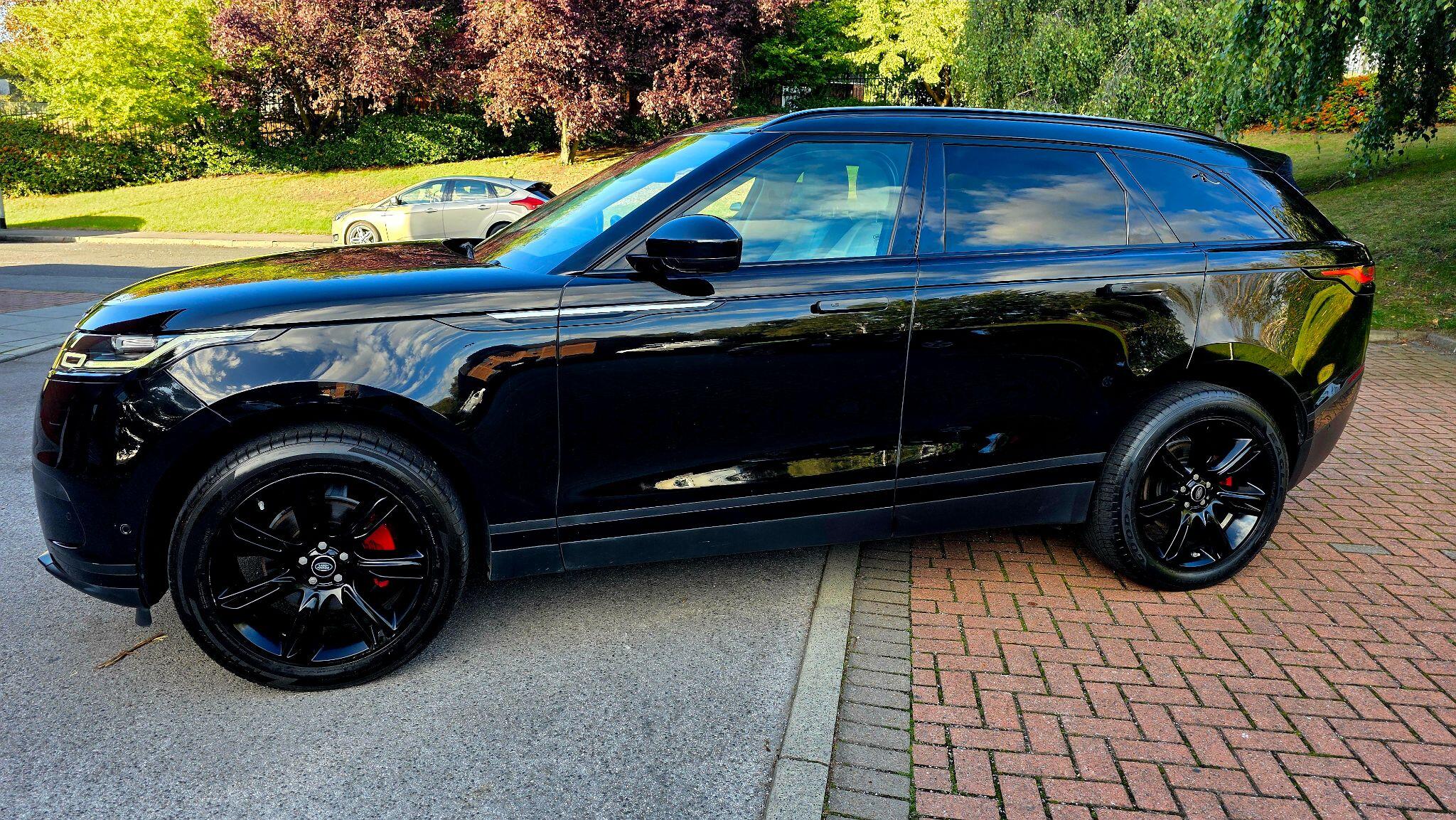Land Rover Range Rover Velar - Image 16