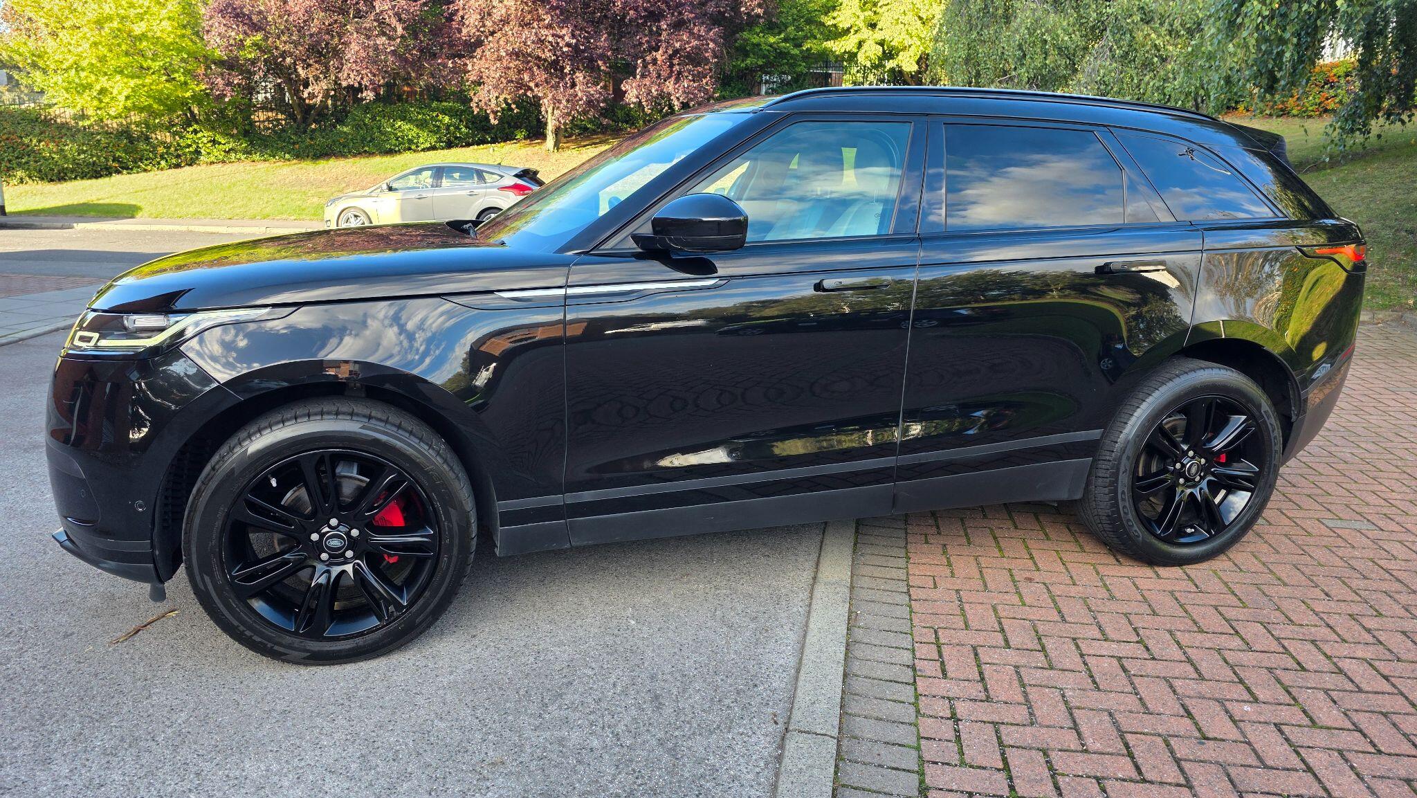 Land Rover Range Rover Velar - Image 17